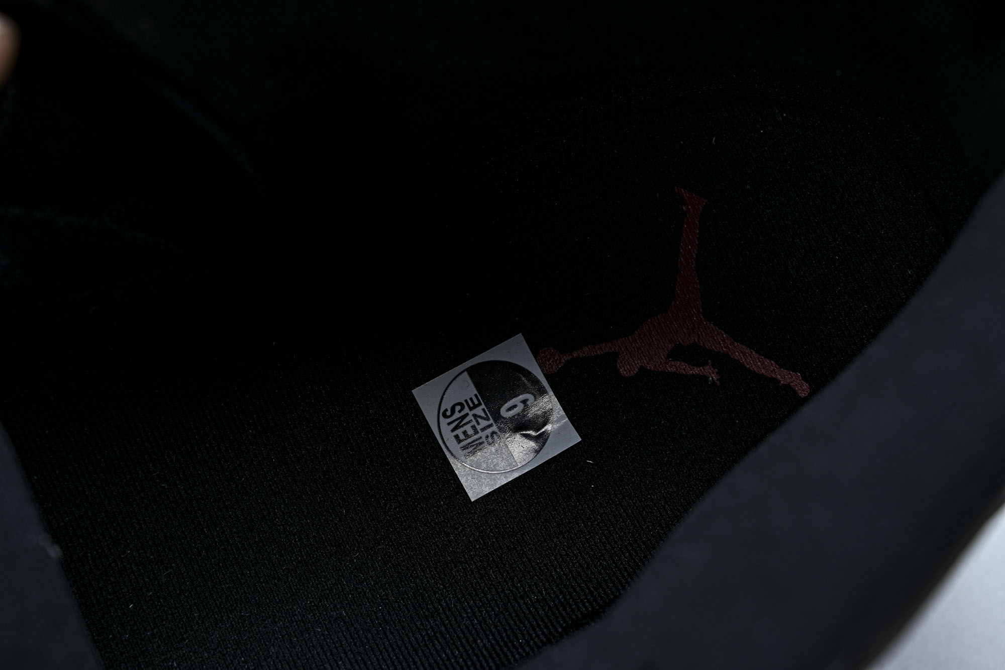Air Jordan 12 Retro _Bloodline_ AJ12 乔12黑红 CT8013-003 尺码 40 Air Jordan 12 Retro _Bloodline_ AJ12 乔12黑红 CT8013-003 尺码 40