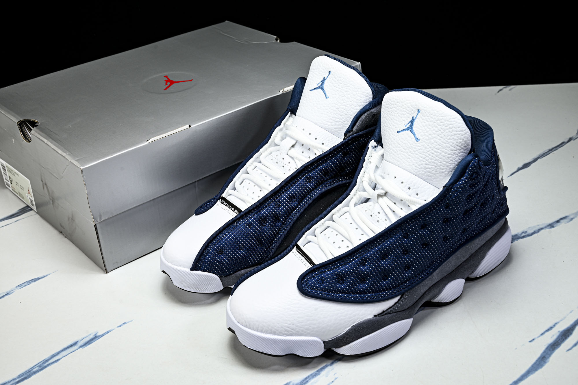 Air Jordan 13 AJ13 GIGI 真标真碳 海军蓝 男款复古实战篮球鞋 IW3808-400 尺码 40 Air Jordan 13 AJ13 GIGI 真标真碳 海军蓝 男款复古实战篮球鞋 IW3808-400 尺码 40