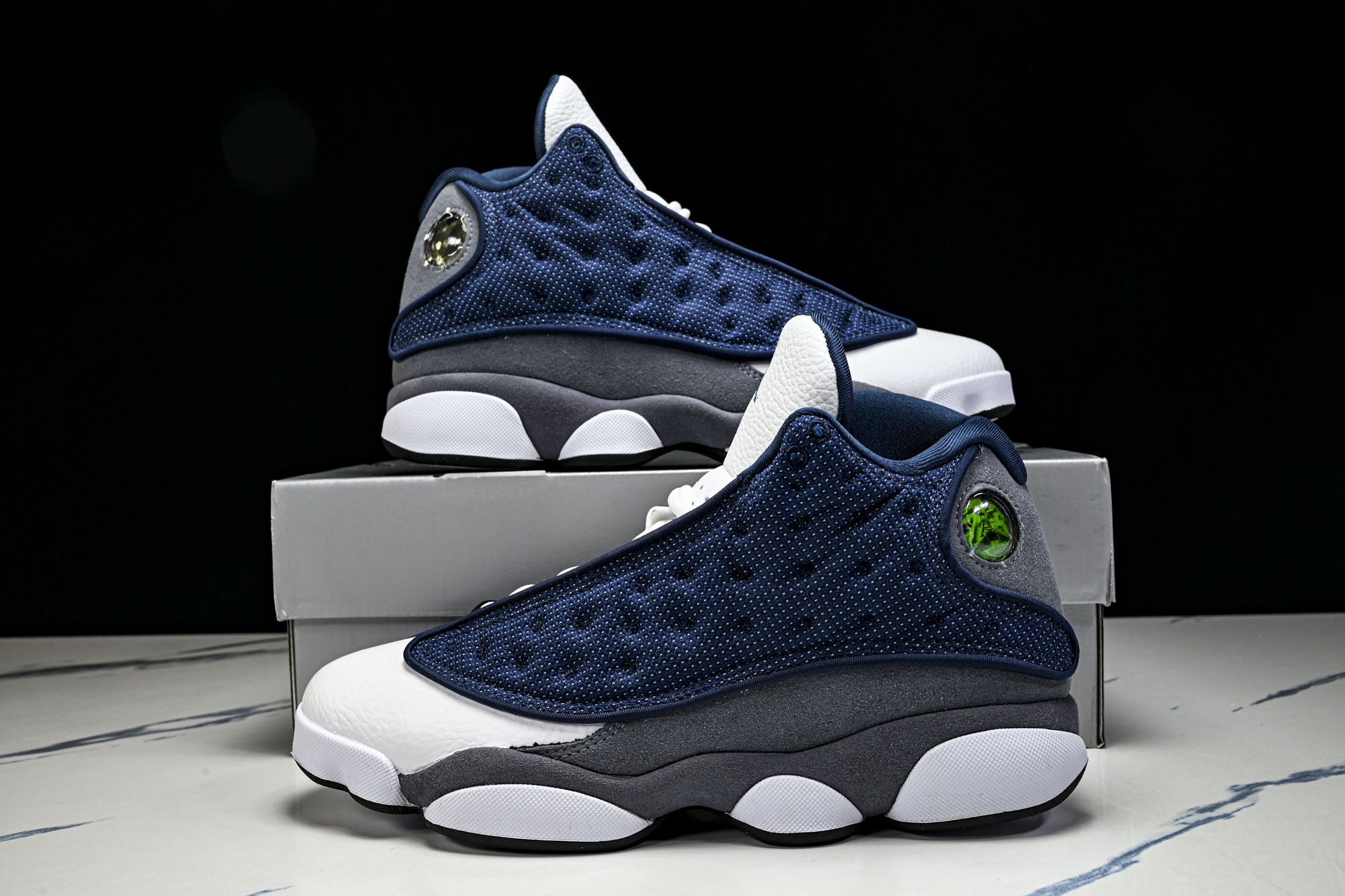 Air Jordan 13 AJ13 GIGI 真标真碳 海军蓝 男款复古实战篮球鞋 IW3808-400 尺码 40 Air Jordan 13 AJ13 GIGI 真标真碳 海军蓝 男款复古实战篮球鞋 IW3808-400 尺码 40