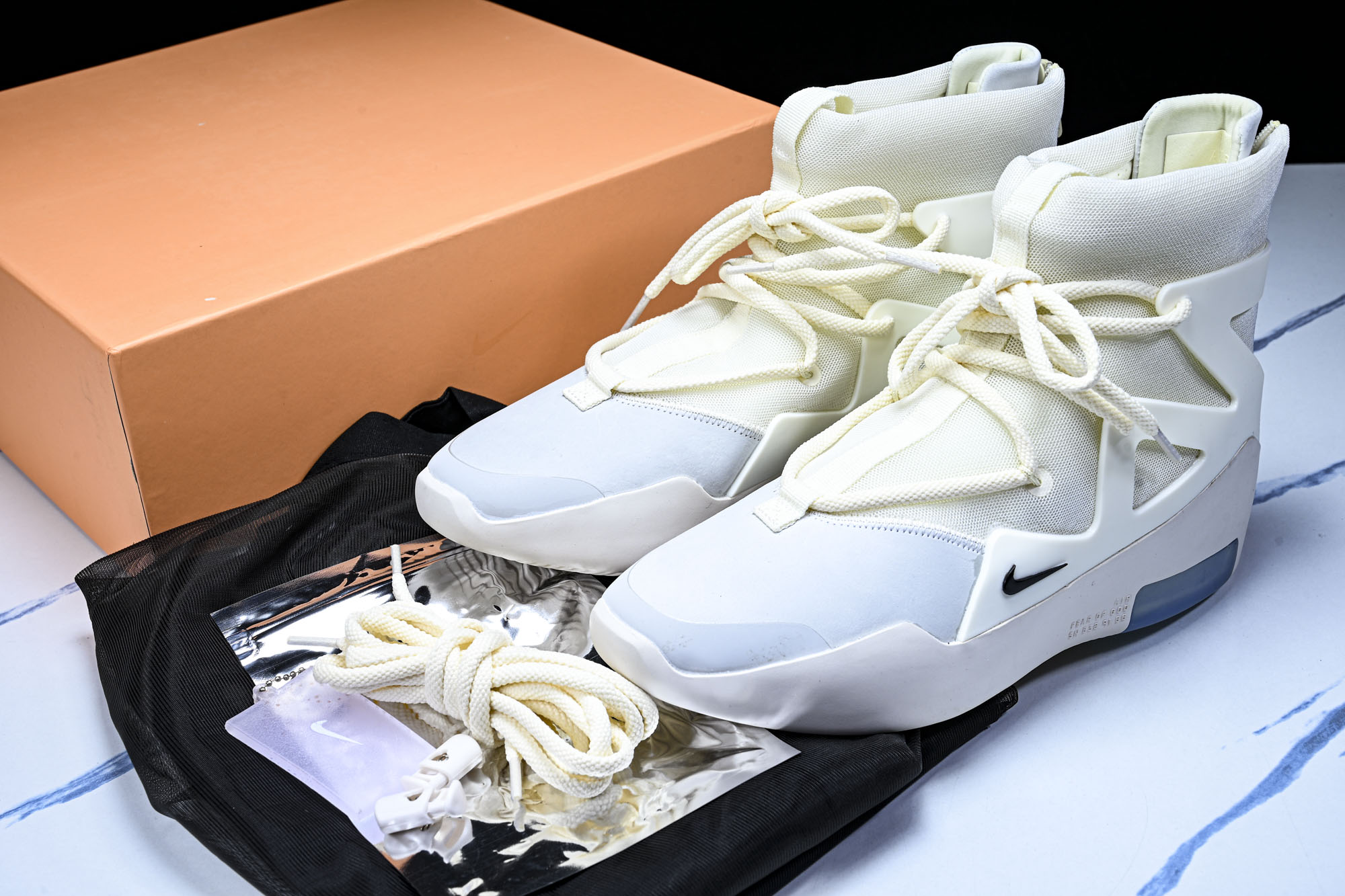 Nike Air Fear Of God 1 FOG 联名高街 白皮AR4237-100 尺寸40 40.5 41 42