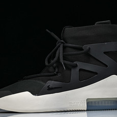 Nike Air Fear Of God 1 FOG 联名高街 黑白 AR4237-001 尺寸40 40.5 41 4 Nike Air Fear Of God 1 FOG 联名高街 黑白 AR4237-001 尺寸40 40.5 41 4