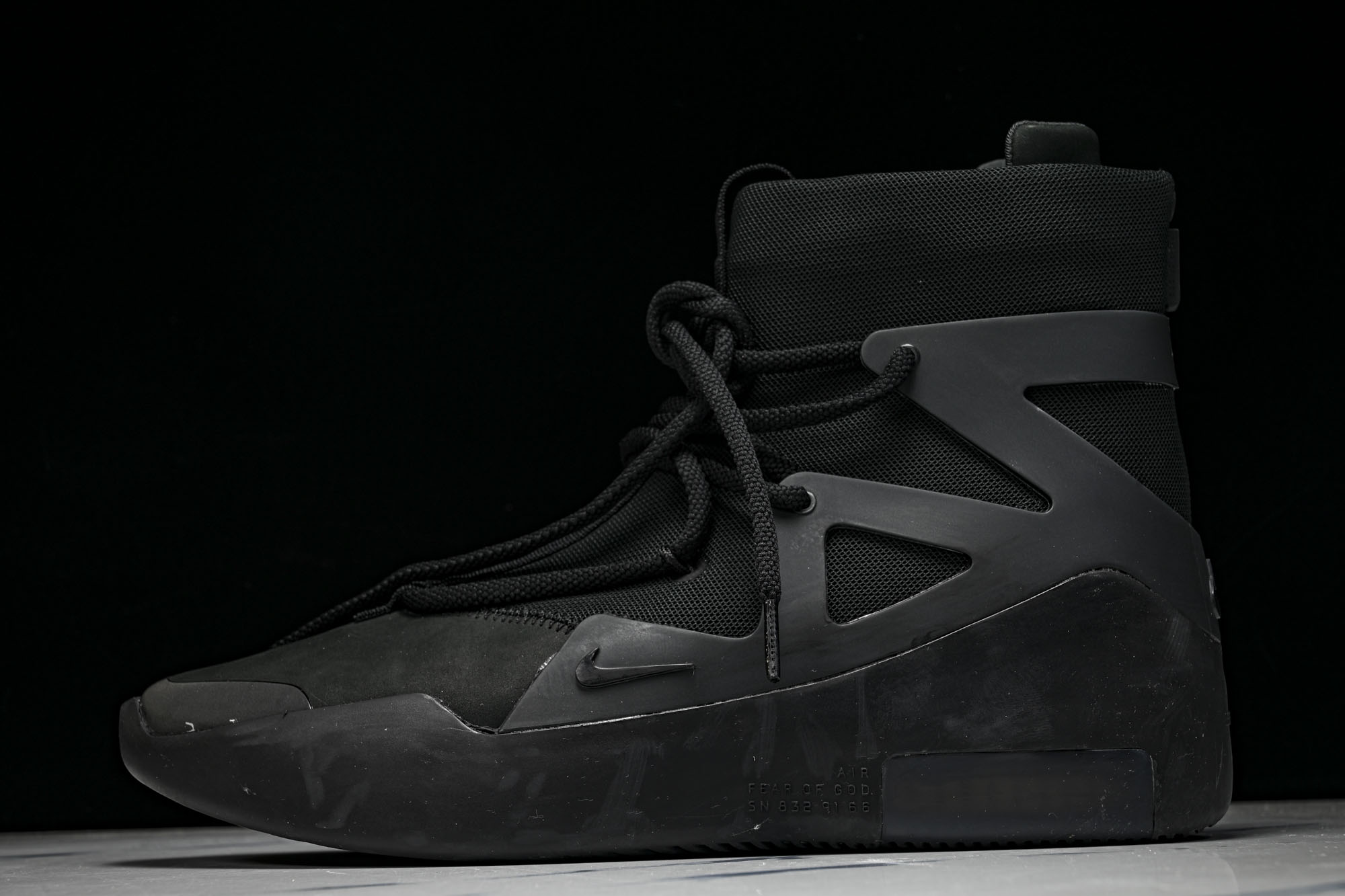 Nike Air Fear Of God 1 FOG 联名高街 黑魂 AR4237-005 尺寸40 40.5 41 4 Nike Air Fear Of God 1 FOG 联名高街 黑魂 AR4237-005 尺寸40 40.5 41 4