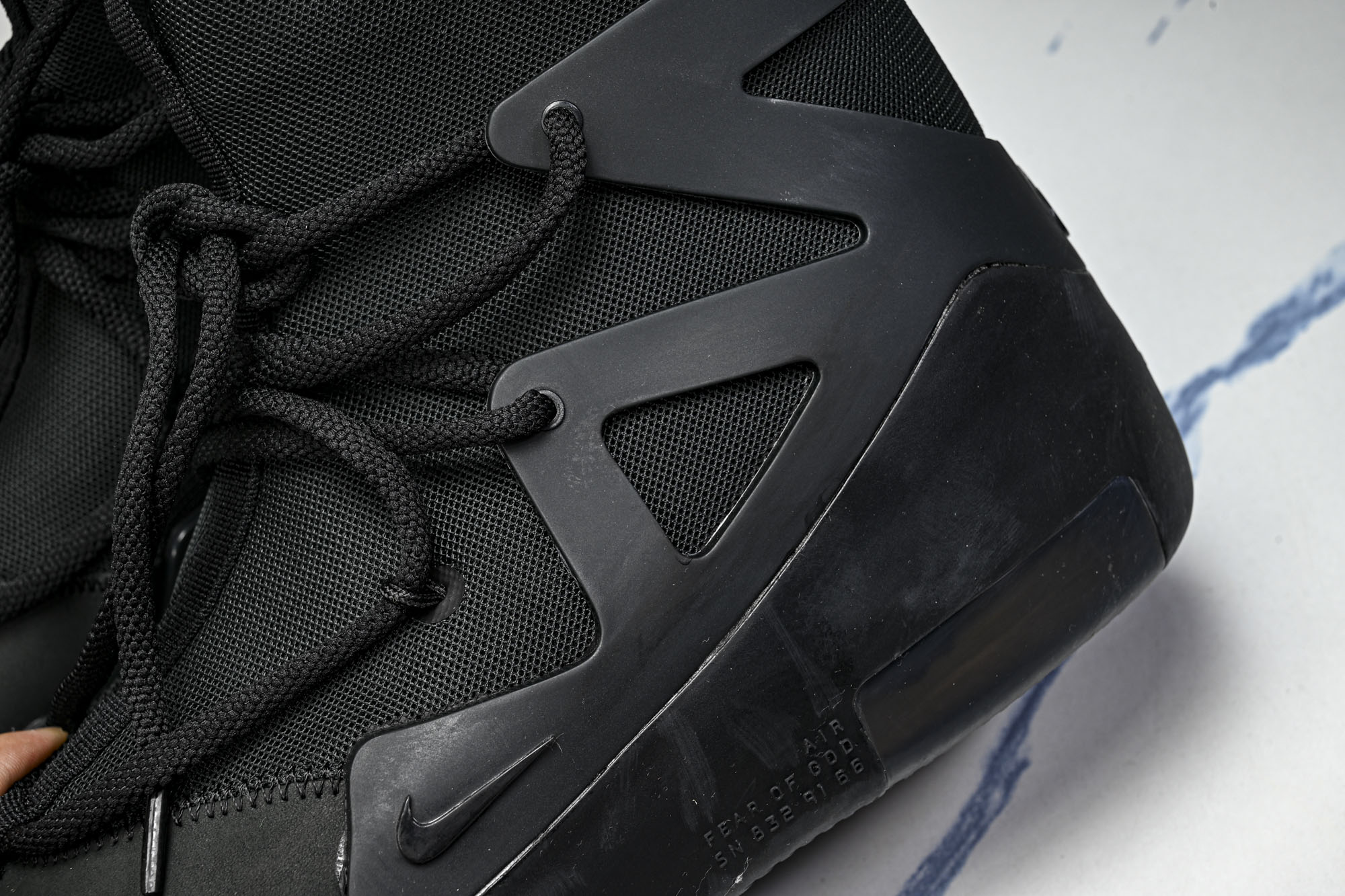 Nike Air Fear Of God 1 FOG 联名高街 黑魂 AR4237-005 尺寸40 40.5 41 4 Nike Air Fear Of God 1 FOG 联名高街 黑魂 AR4237-005 尺寸40 40.5 41 4