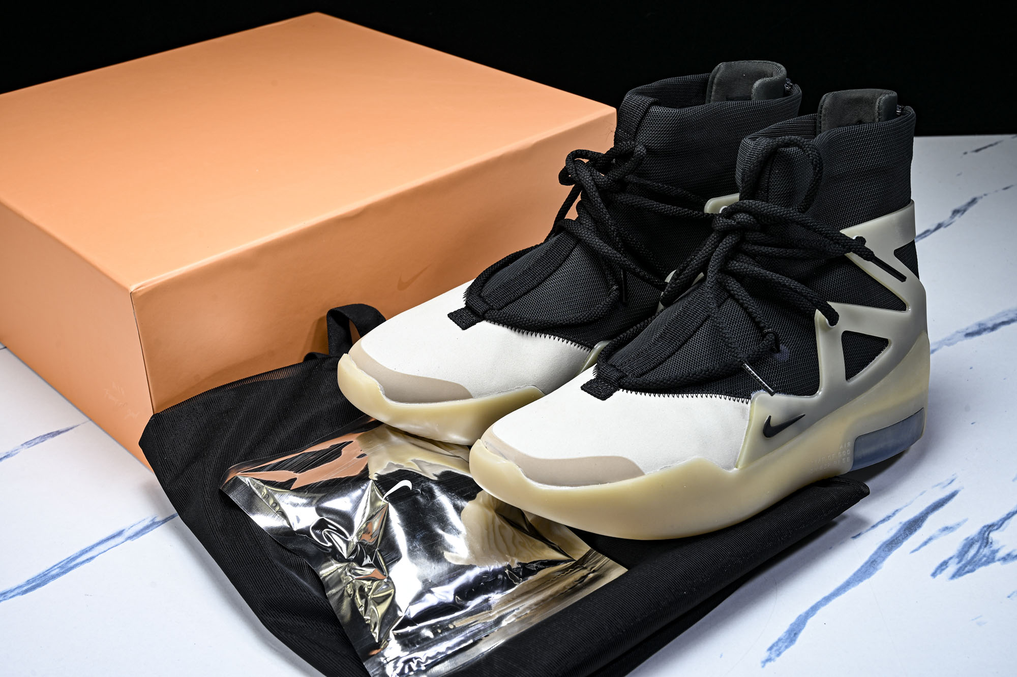 Nike Air Fear Of God 1 FOG 联名高街 黑麦 AR4237-902 尺寸40 40.5 41 4 Nike Air Fear Of God 1 FOG 联名高街 黑麦 AR4237-902 尺寸40 40.5 41 4