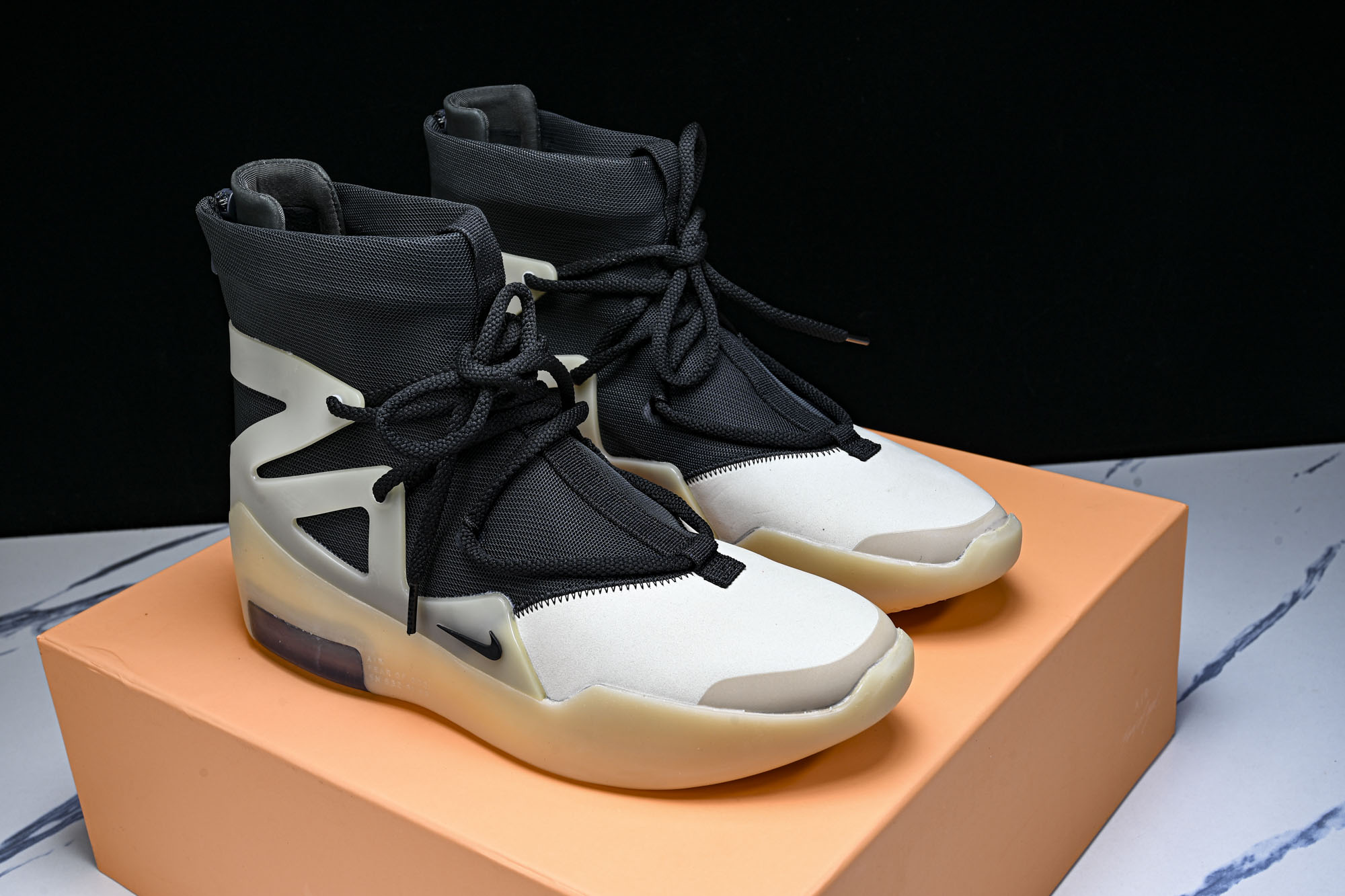 Nike Air Fear Of God 1 FOG 联名高街 黑麦 AR4237-902 尺寸40 40.5 41 4 Nike Air Fear Of God 1 FOG 联名高街 黑麦 AR4237-902 尺寸40 40.5 41 4
