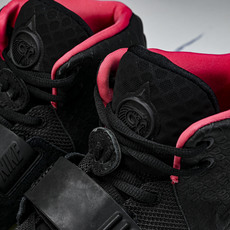 NIK Air Yeezy 2 NRG 北卡大学 黑粉 黑椰子侃爷 -006 #YZ013 40 40.5 41 42 NIK Air Yeezy 2 NRG 北卡大学 黑粉 黑椰子侃爷 -006 #YZ013 40 40.5 41 42