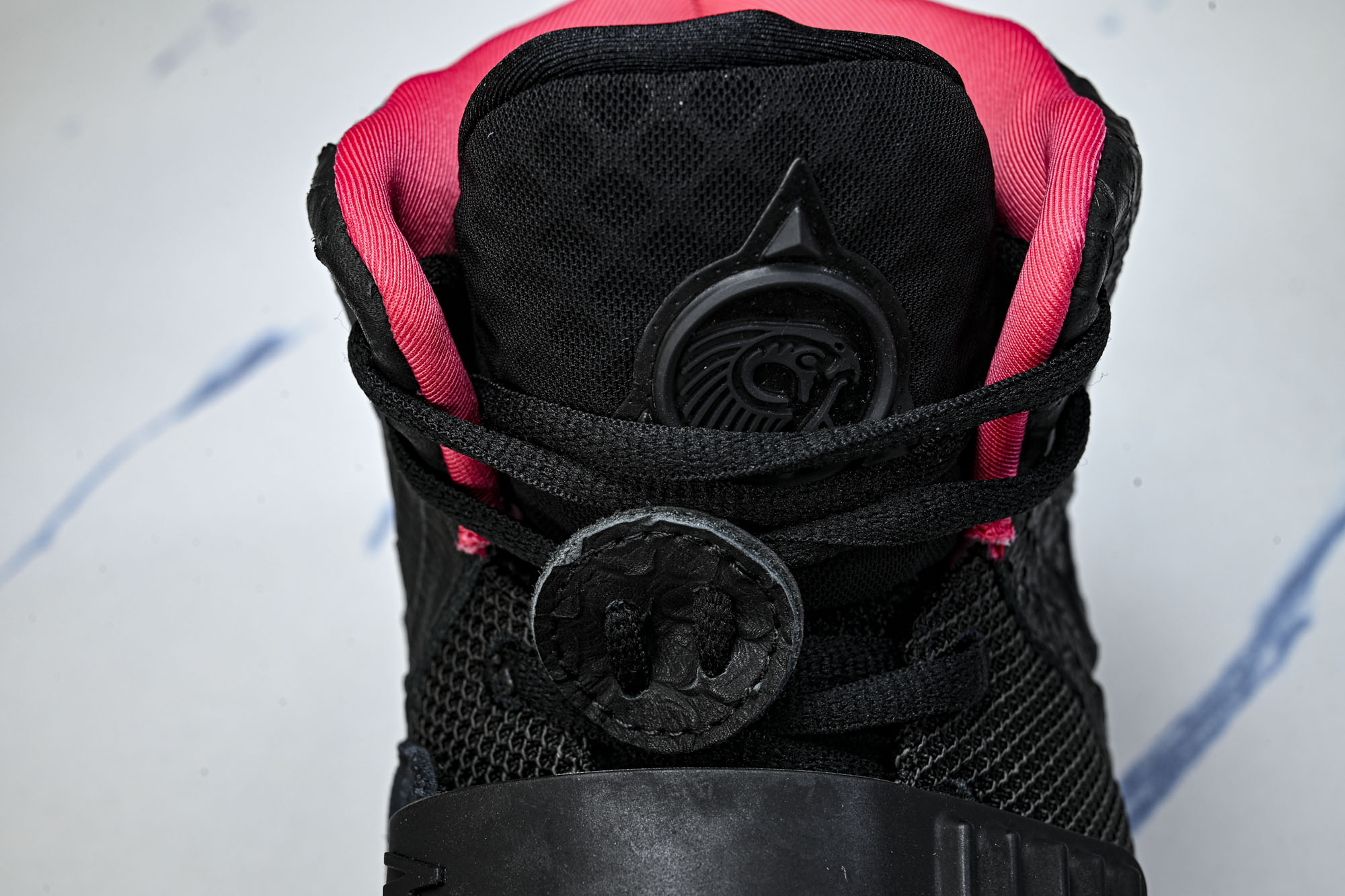 NIK Air Yeezy 2 NRG 北卡大学 黑粉 黑椰子侃爷 -006 #YZ013 40 40.5 41 42 NIK Air Yeezy 2 NRG 北卡大学 黑粉 黑椰子侃爷 -006 #YZ013 40 40.5 41 42