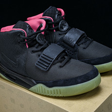NIK Air Yeezy 2 NRG 北卡大学 黑粉 黑椰子侃爷 -006 #YZ013 40 40.5 41 42 NIK Air Yeezy 2 NRG 北卡大学 黑粉 黑椰子侃爷 -006 #YZ013 40 40.5 41 42