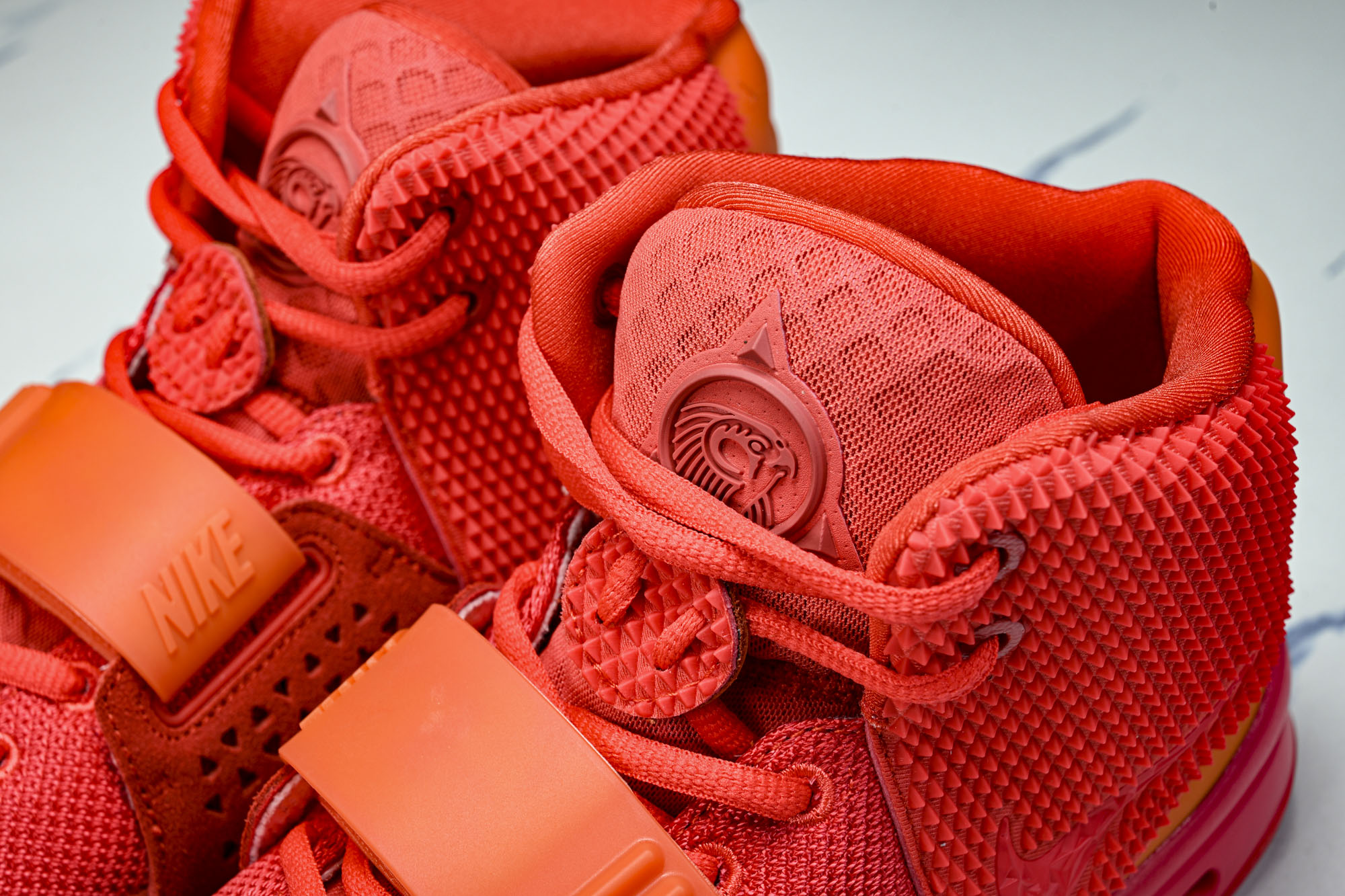 NK Air Yeezy 2 Red October 侃爷 红椰子 -660 #YZ013 40 40.5 41 42 NK Air Yeezy 2 Red October 侃爷 红椰子 -660 #YZ013 40 40.5 41 42