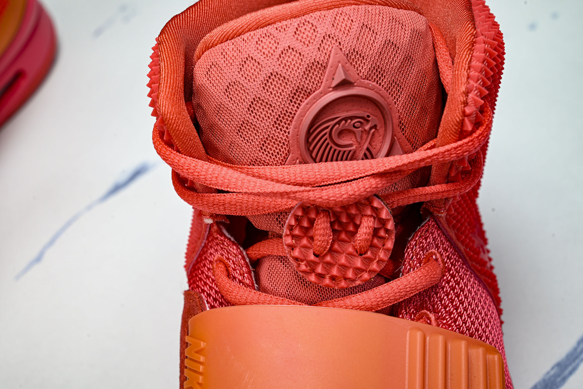 NK Air Yeezy 2 Red October 侃爷 红椰子 -660 #YZ013 40 40.5 41 42 NK Air Yeezy 2 Red October 侃爷 红椰子 -660 #YZ013 40 40.5 41 42