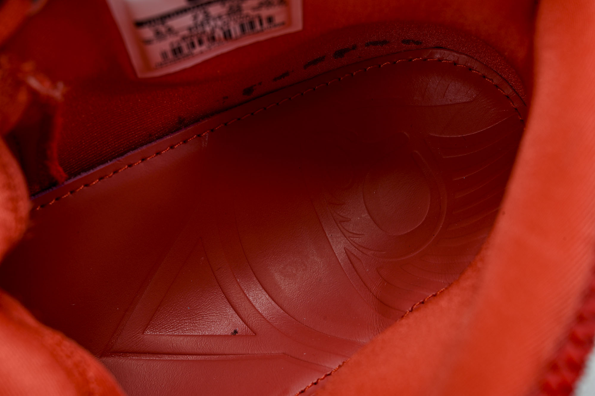NK Air Yeezy 2 Red October 侃爷 红椰子 -660 #YZ013 40 40.5 41 42 NK Air Yeezy 2 Red October 侃爷 红椰子 -660 #YZ013 40 40.5 41 42