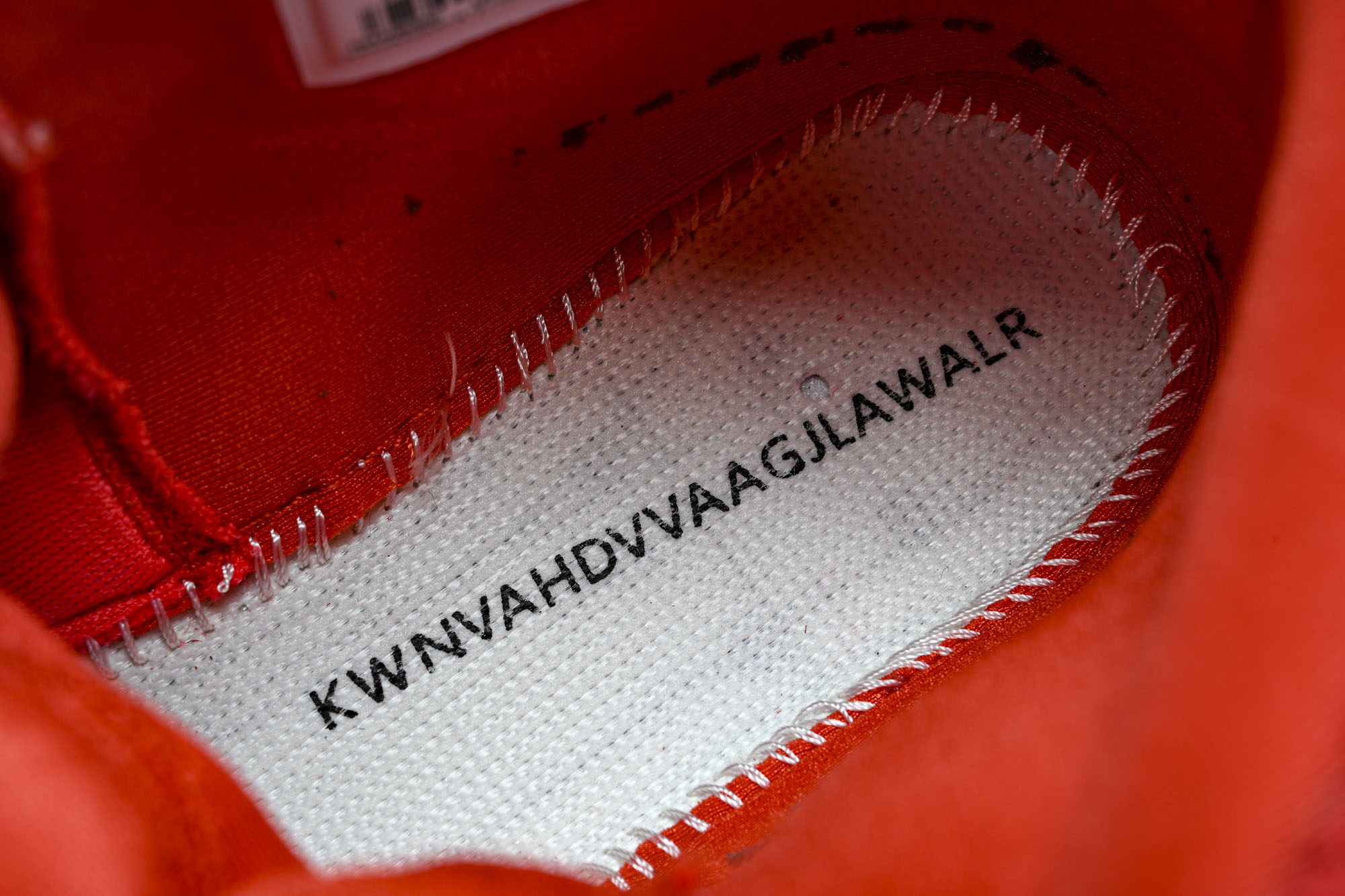 NK Air Yeezy 2 Red October 侃爷 红椰子 -660 #YZ013 40 40.5 41 42 NK Air Yeezy 2 Red October 侃爷 红椰子 -660 #YZ013 40 40.5 41 42