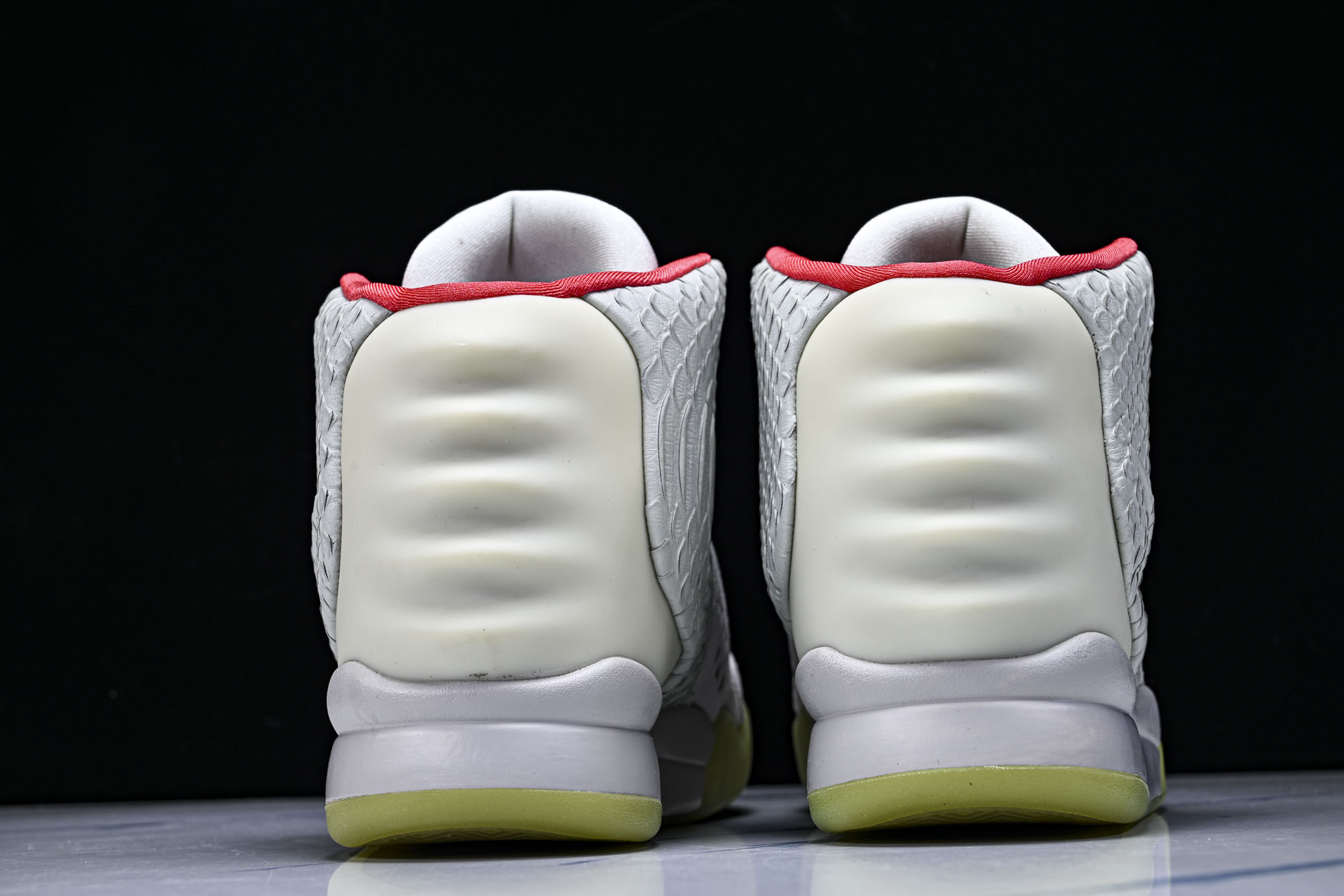 NK Air Yeezy Nrg Kanye West 灰白 货号_-010 #YZ013 40 40.5 41 42 