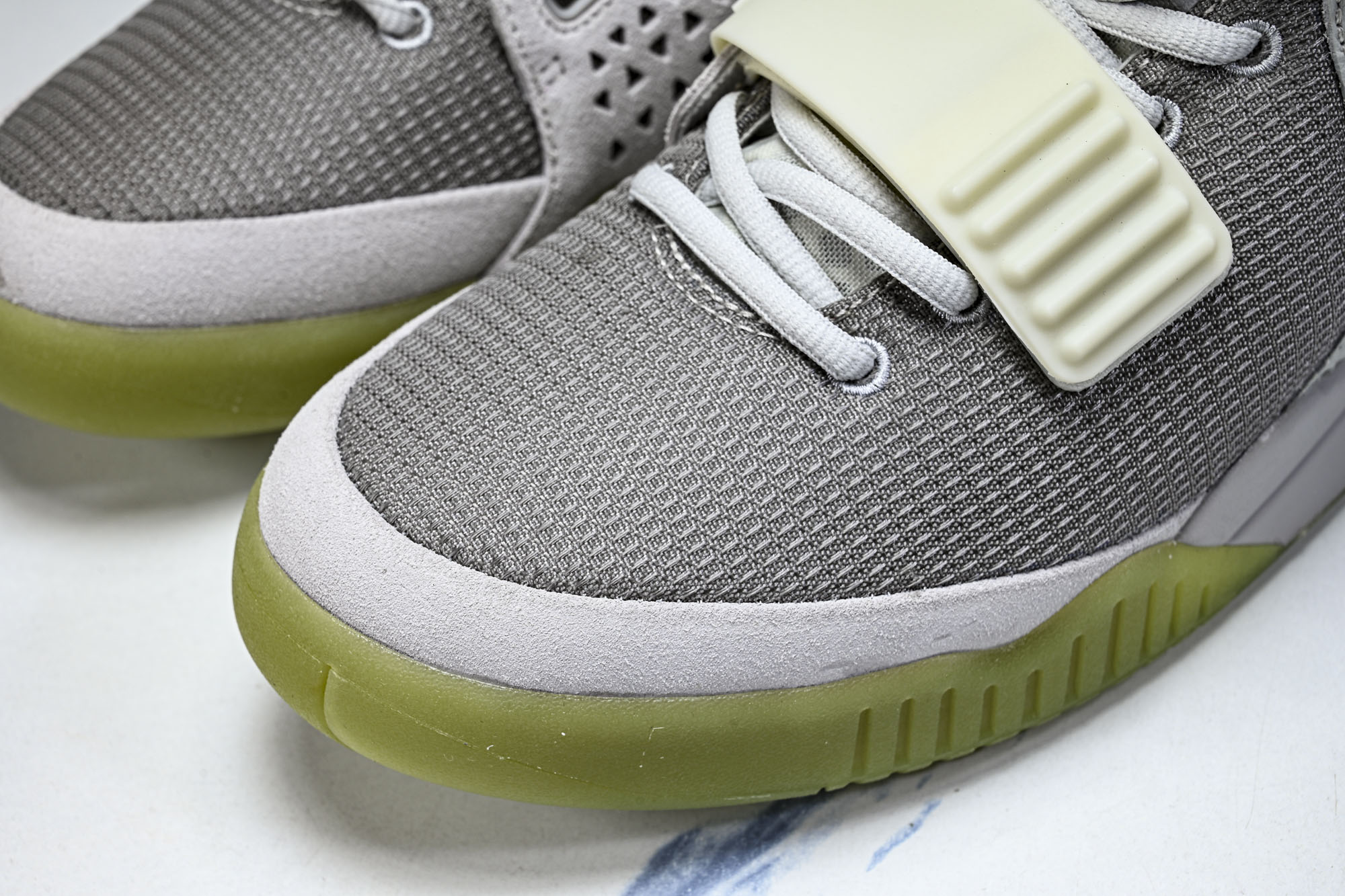 NK Air Yeezy Nrg Kanye West 灰白 货号_-010 #YZ013 40 40.5 41 42 