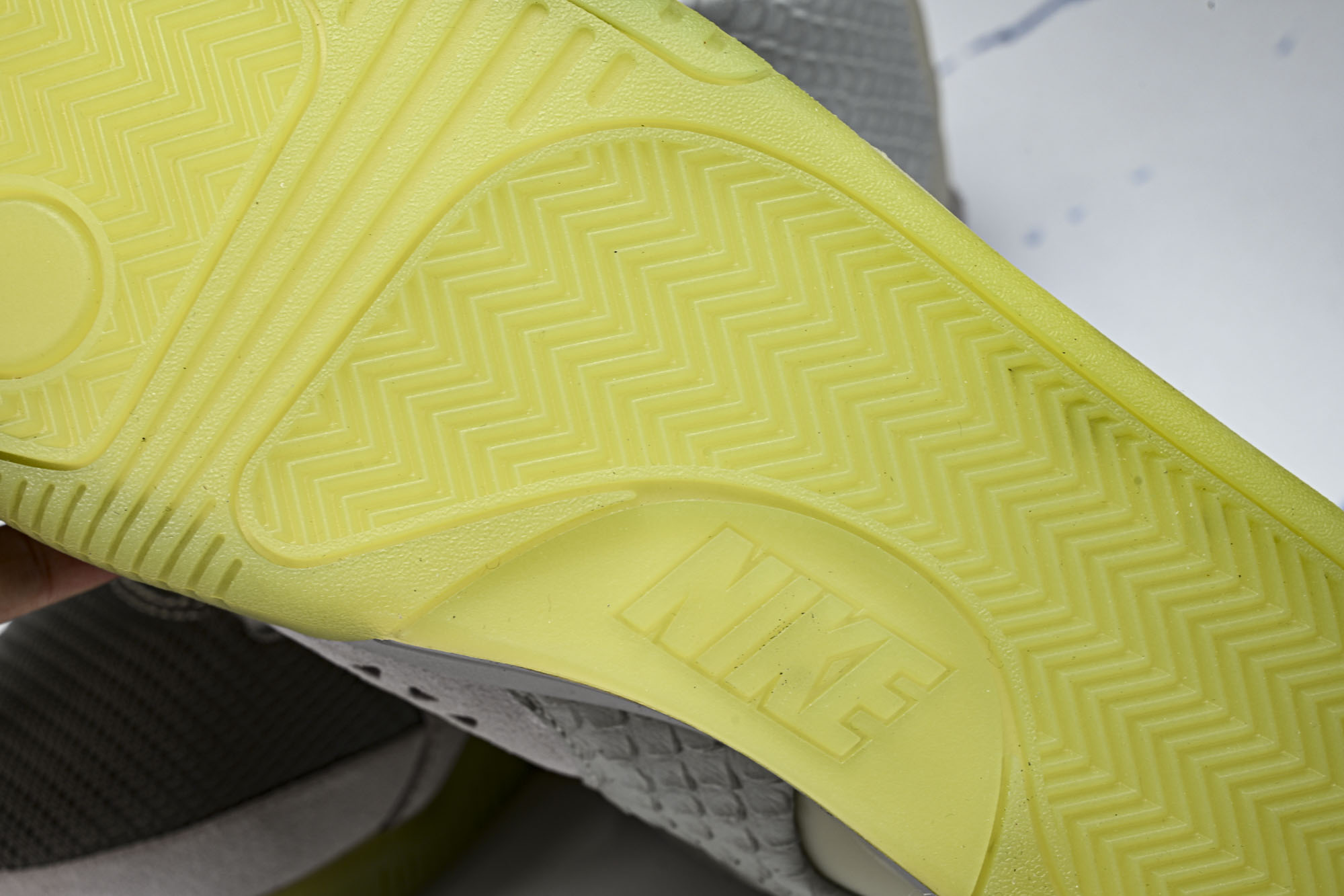 NK Air Yeezy Nrg Kanye West 灰白 货号_-010 #YZ013 40 40.5 41 42 