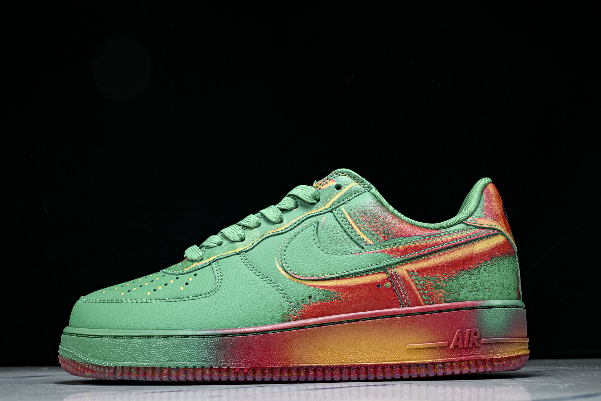 Nike Air Force 1'07 Low 空军一号低帮休闲板鞋 IB6834-300 ✦空军一号 官方同步 原装级 Nike Air Force 1'07 Low 空军一号低帮休闲板鞋 IB6834-300 ✦空军一号 官方同步 原装级