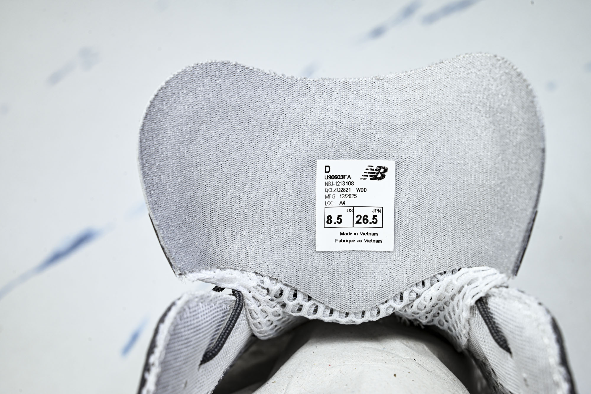 纯原 New Balance NB9060 复古休闲运动休闲生活鞋 U90603FA #YZ004 36 37 37.5 纯原 New Balance NB9060 复古休闲运动休闲生活鞋 U90603FA #YZ004 36 37 37.5