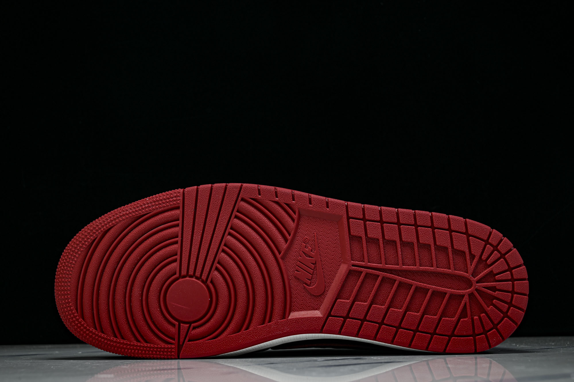 纯原Air Jordan 1 Low _Banned_ AJ1 乔1黑红禁穿XX 低帮文化休闲板鞋 IW6276-001 纯原Air Jordan 1 Low _Banned_ AJ1 乔1黑红禁穿XX 低帮文化休闲板鞋 IW6276-001