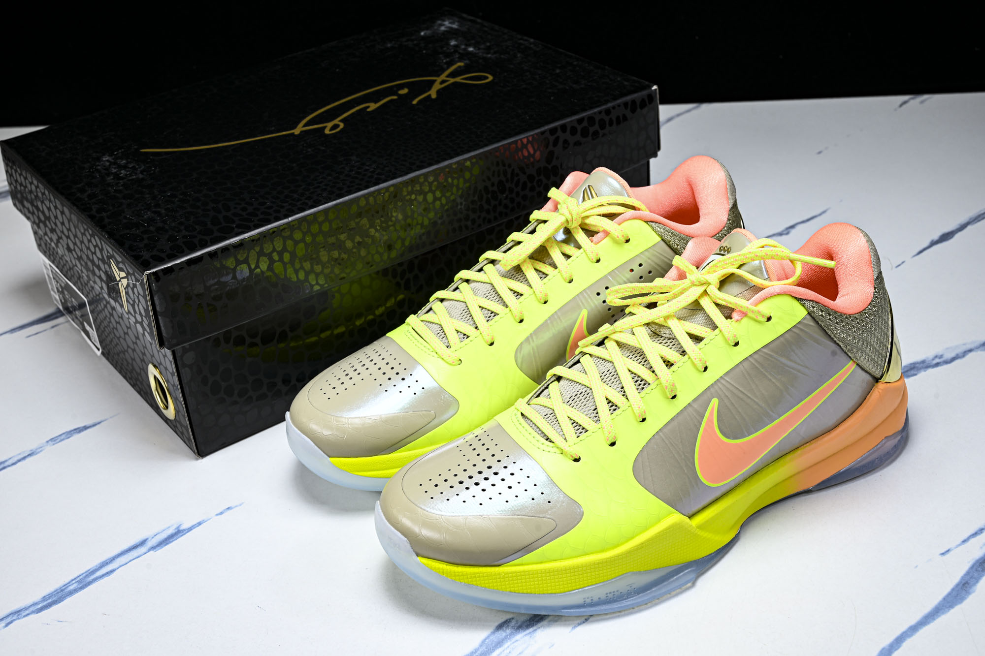 纯原Nike Zoom Kobe 5 Protro The Academy PE 舒适贴合 篮球鞋 男同款 橄榄金 货号