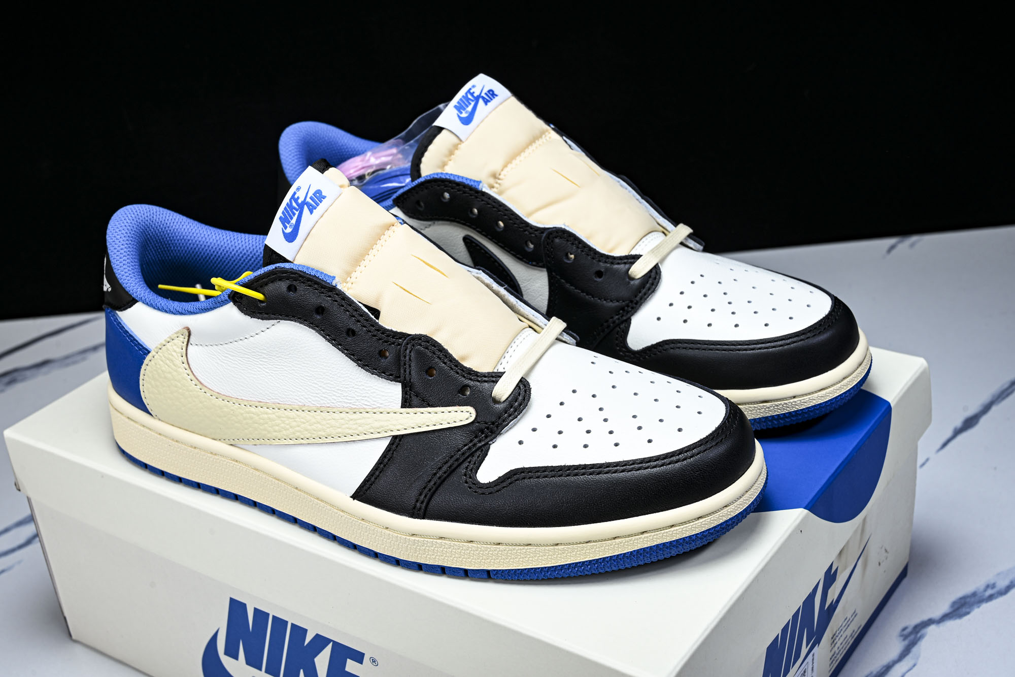 纯原Travis Scott x Air Jordan 1 Low OG AJ1 乔1倒勾低帮 全头层 DM7866-1