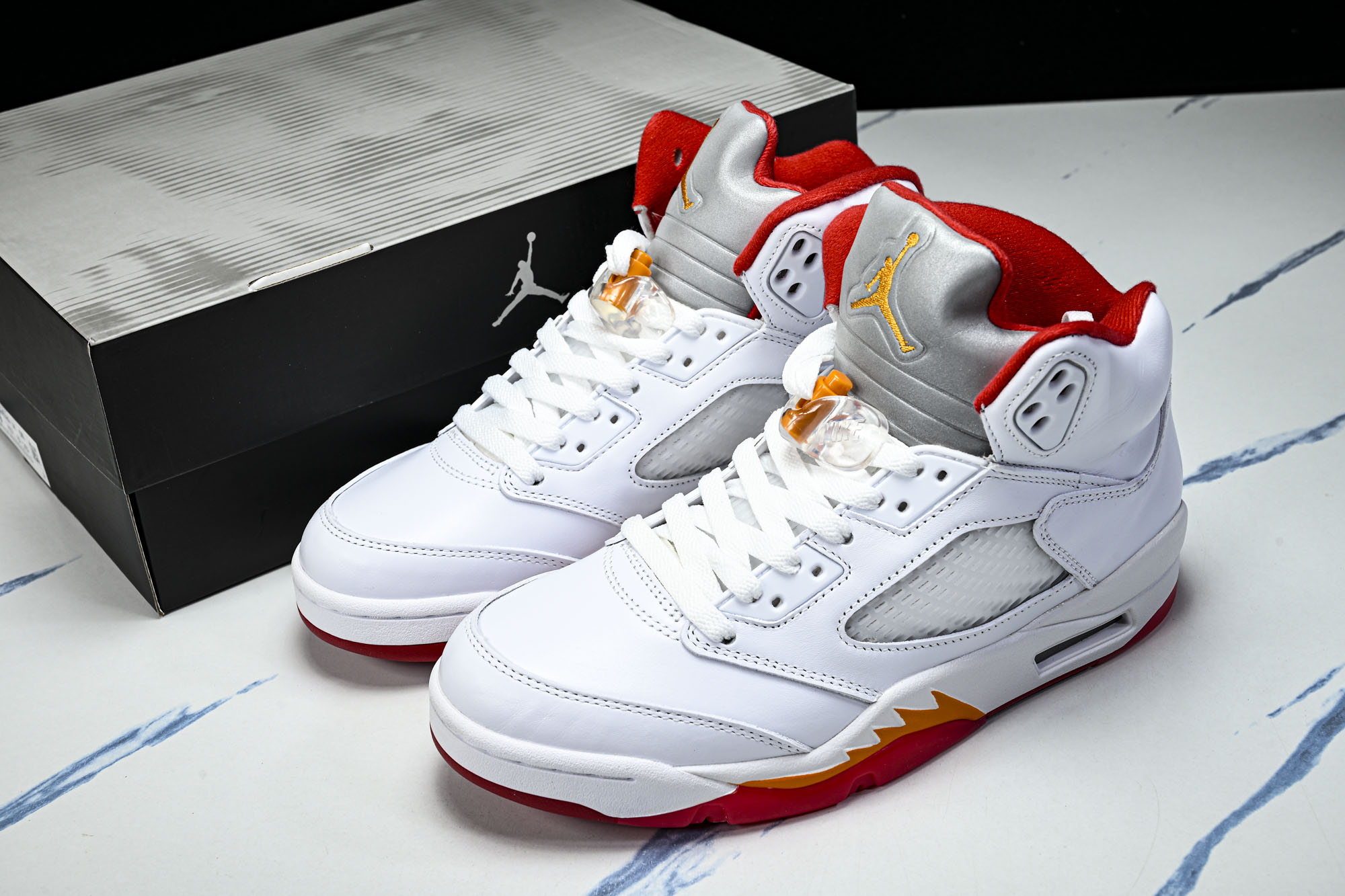 纯原Air Jordan 5 Retro _Sunset_ AJ5 乔5白橙红 IV5678-102  #YZ015 大