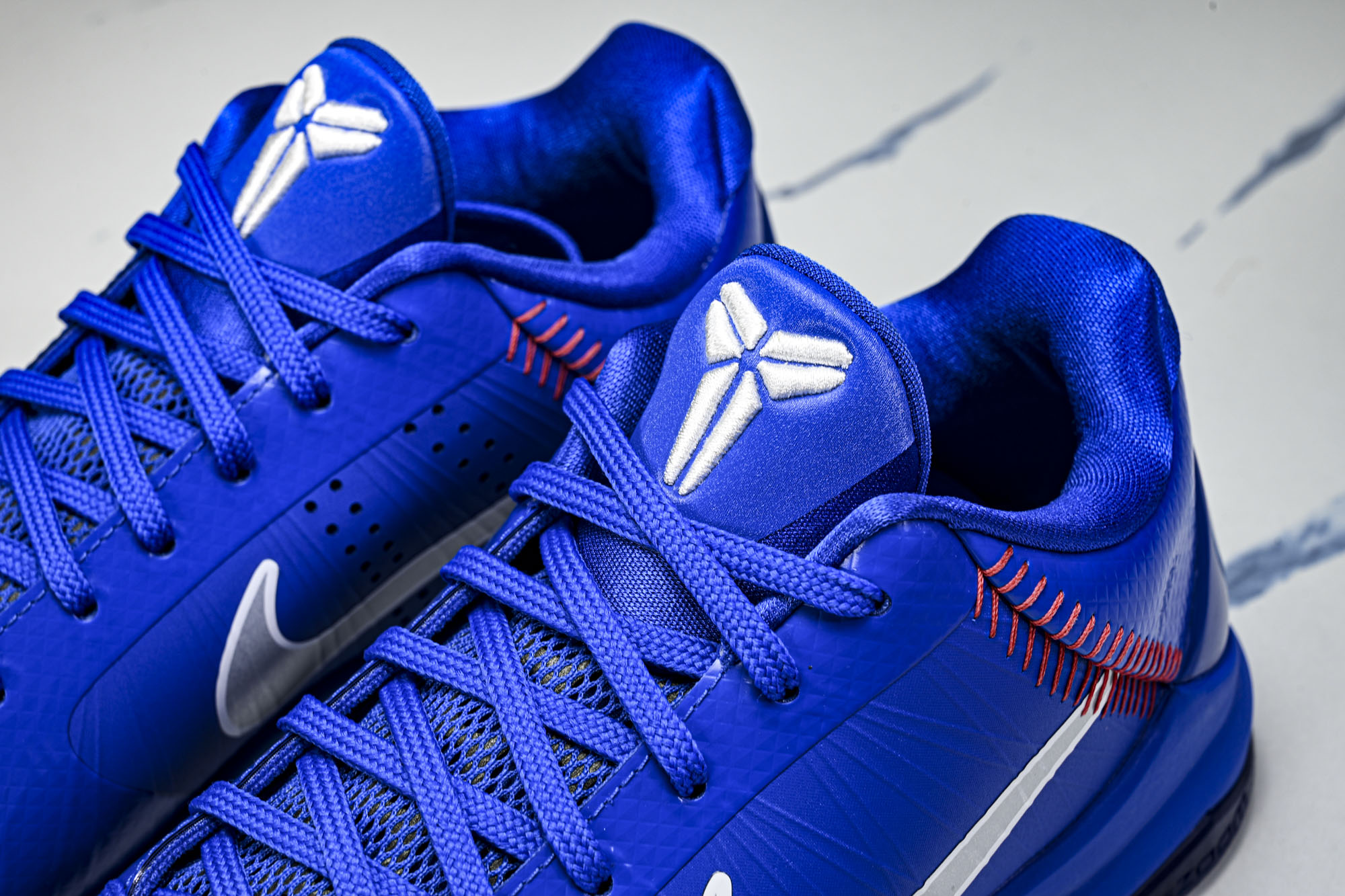 纯原 NK Kobe 5 Protro Dodgers 蓝色 IO6256-400 #YZ001 40 40.5 41 纯原 NK Kobe 5 Protro Dodgers 蓝色 IO6256-400 #YZ001 40 40.5 41