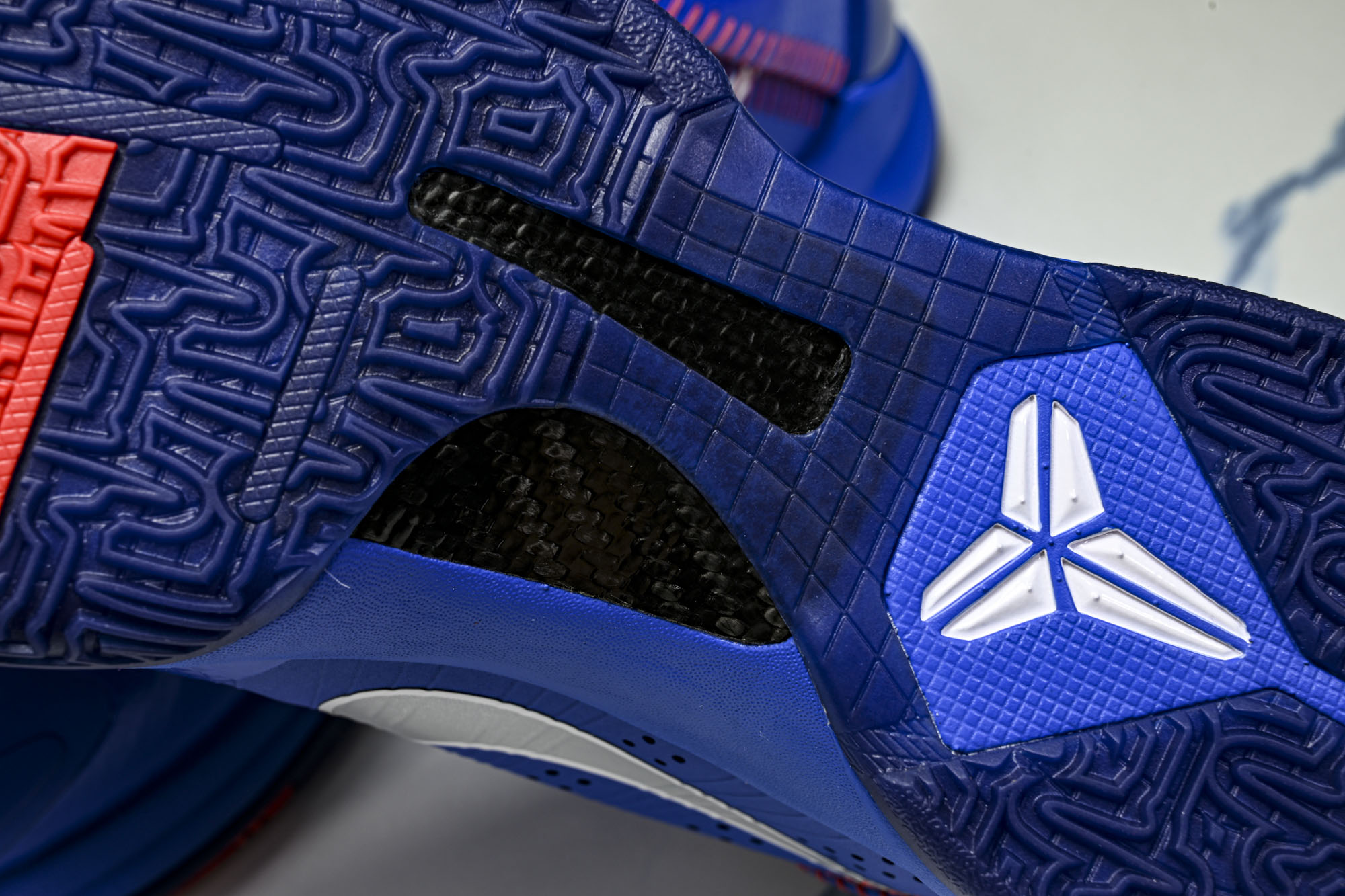 纯原 NK Kobe 5 Protro Dodgers 蓝色 IO6256-400 #YZ001 40 40.5 41 纯原 NK Kobe 5 Protro Dodgers 蓝色 IO6256-400 #YZ001 40 40.5 41