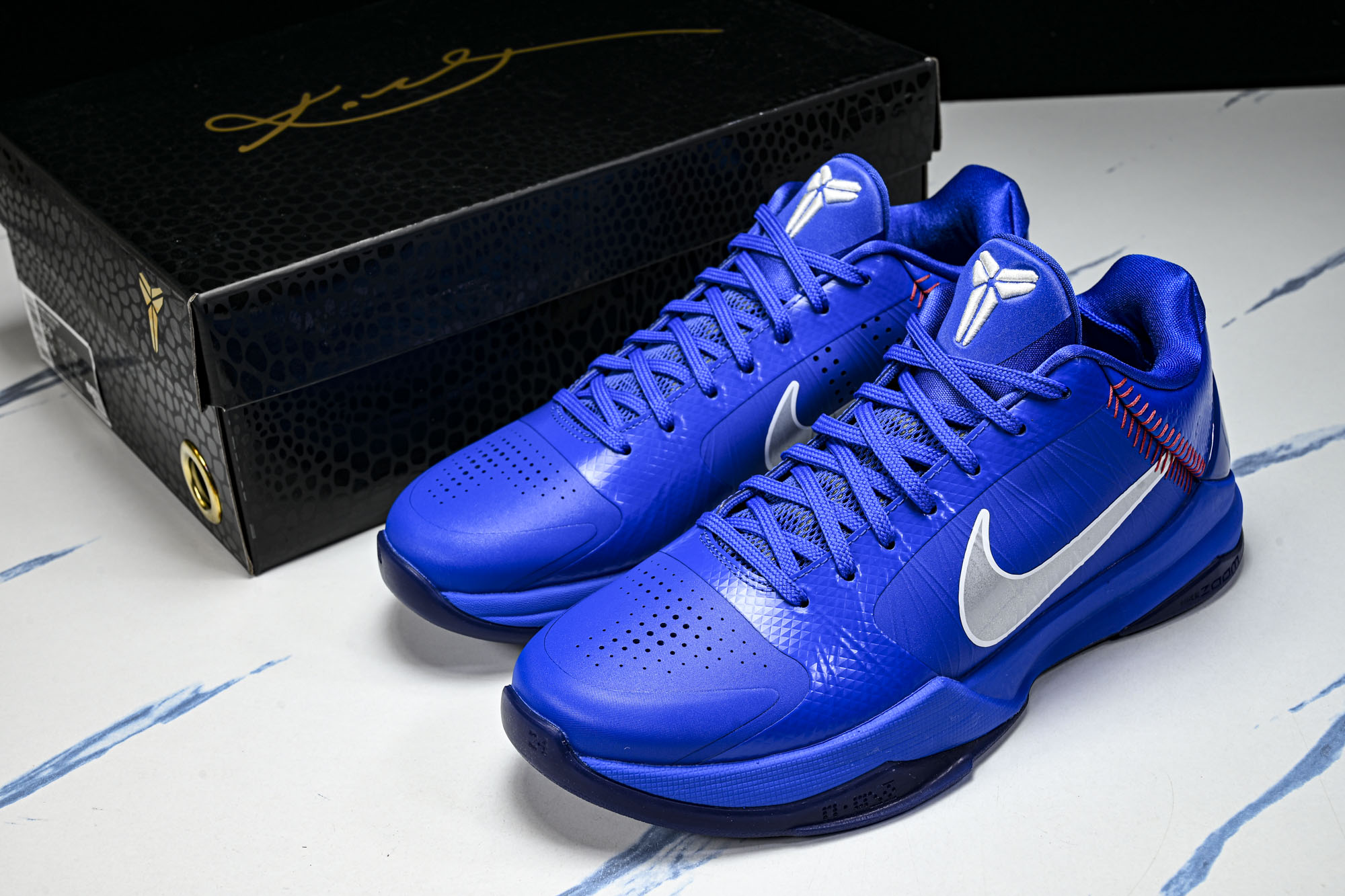 纯原 NK Kobe 5 Protro Dodgers 蓝色 IO6256-400 #YZ001 40 40.5 41 纯原 NK Kobe 5 Protro Dodgers 蓝色 IO6256-400 #YZ001 40 40.5 41