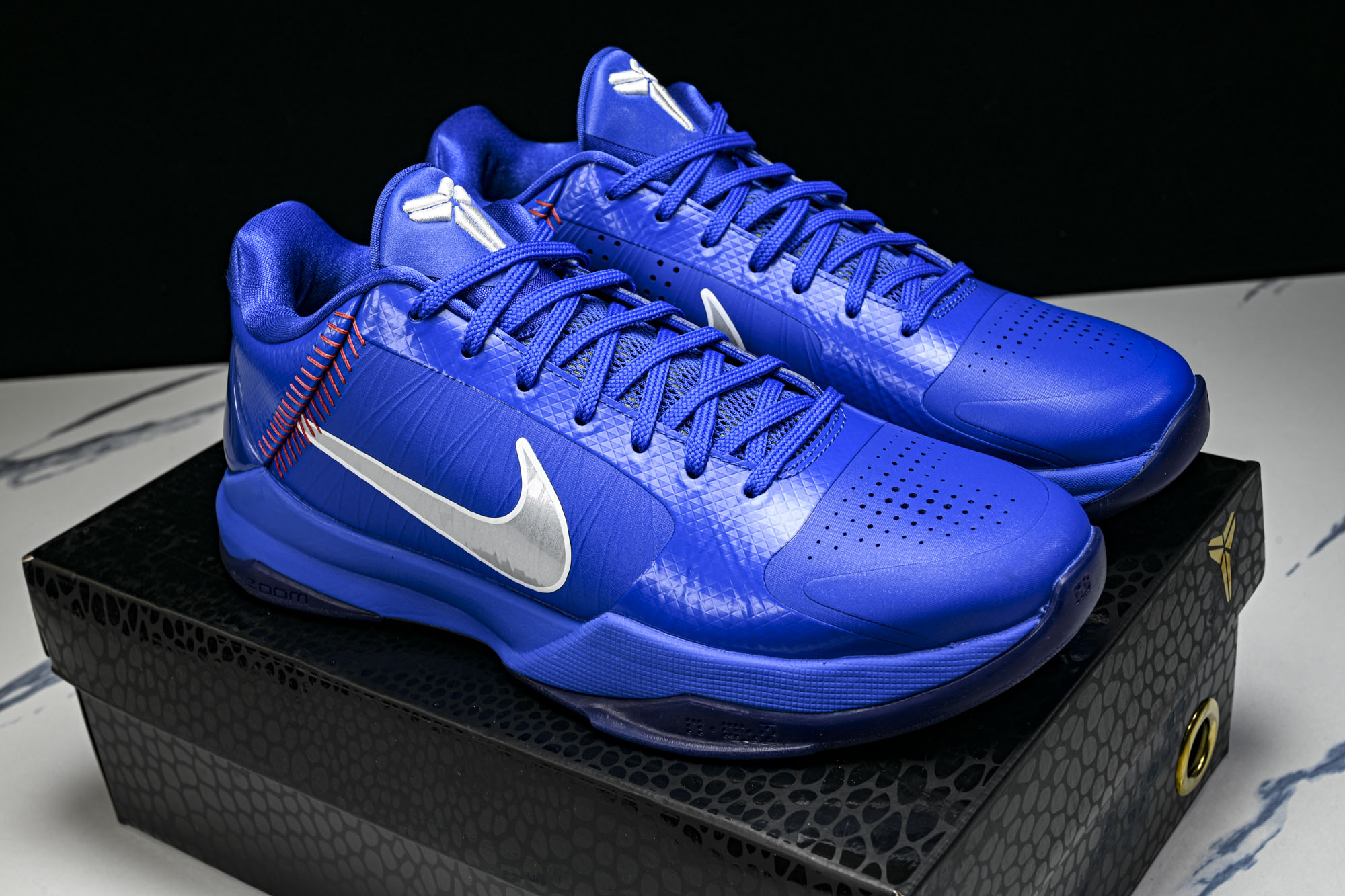 纯原 NK Kobe 5 Protro Dodgers 蓝色 IO6256-400 #YZ001 40 40.5 41 纯原 NK Kobe 5 Protro Dodgers 蓝色 IO6256-400 #YZ001 40 40.5 41