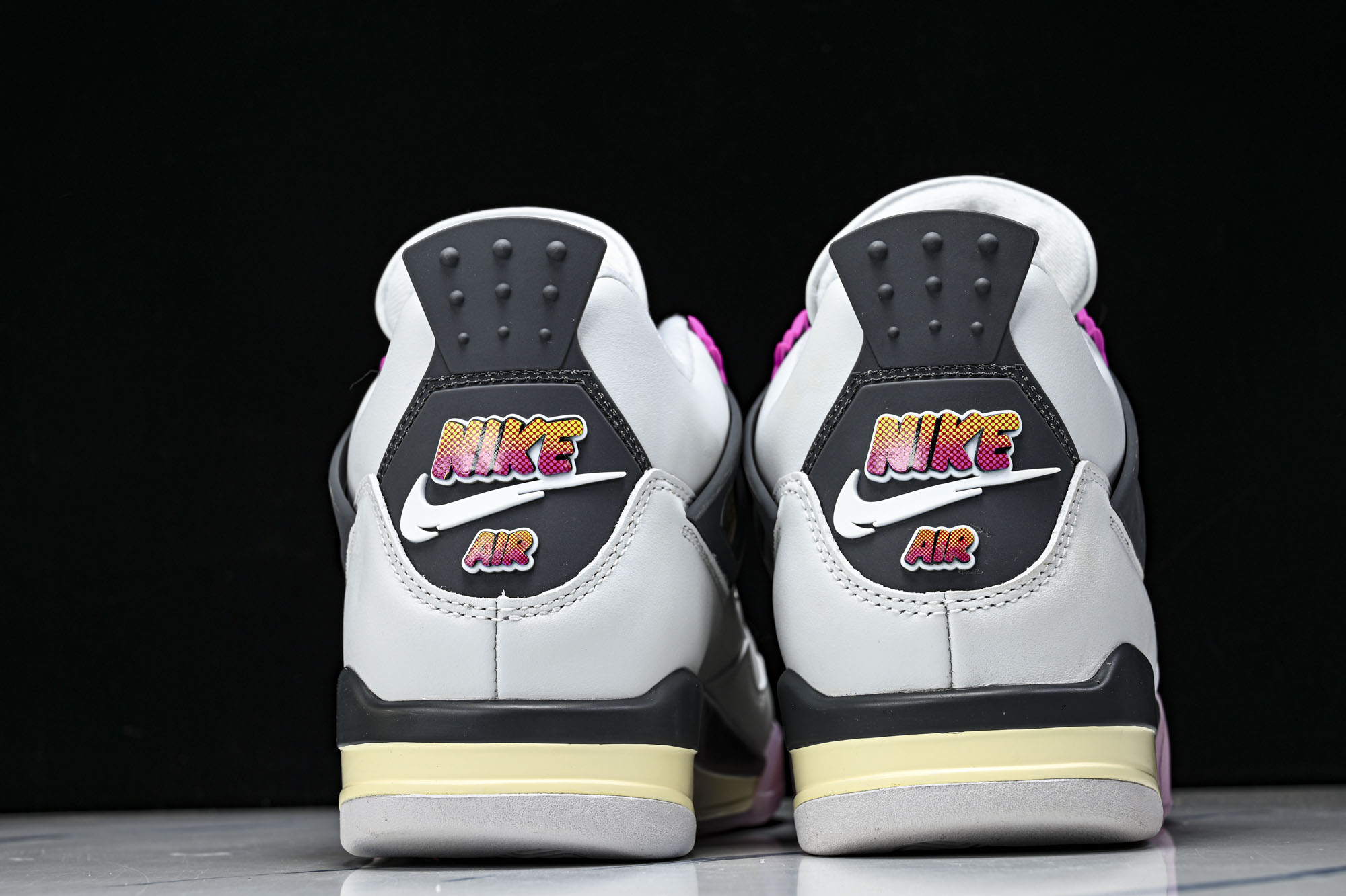 纯原Air Jordan 4 AJ4 漫画白黑粉色 男鞋篮球鞋JA1135 100 #YZ013 40.5 41 42 纯原Air Jordan 4 AJ4 漫画白黑粉色 男鞋篮球鞋JA1135 100 #YZ013 40.5 41 42