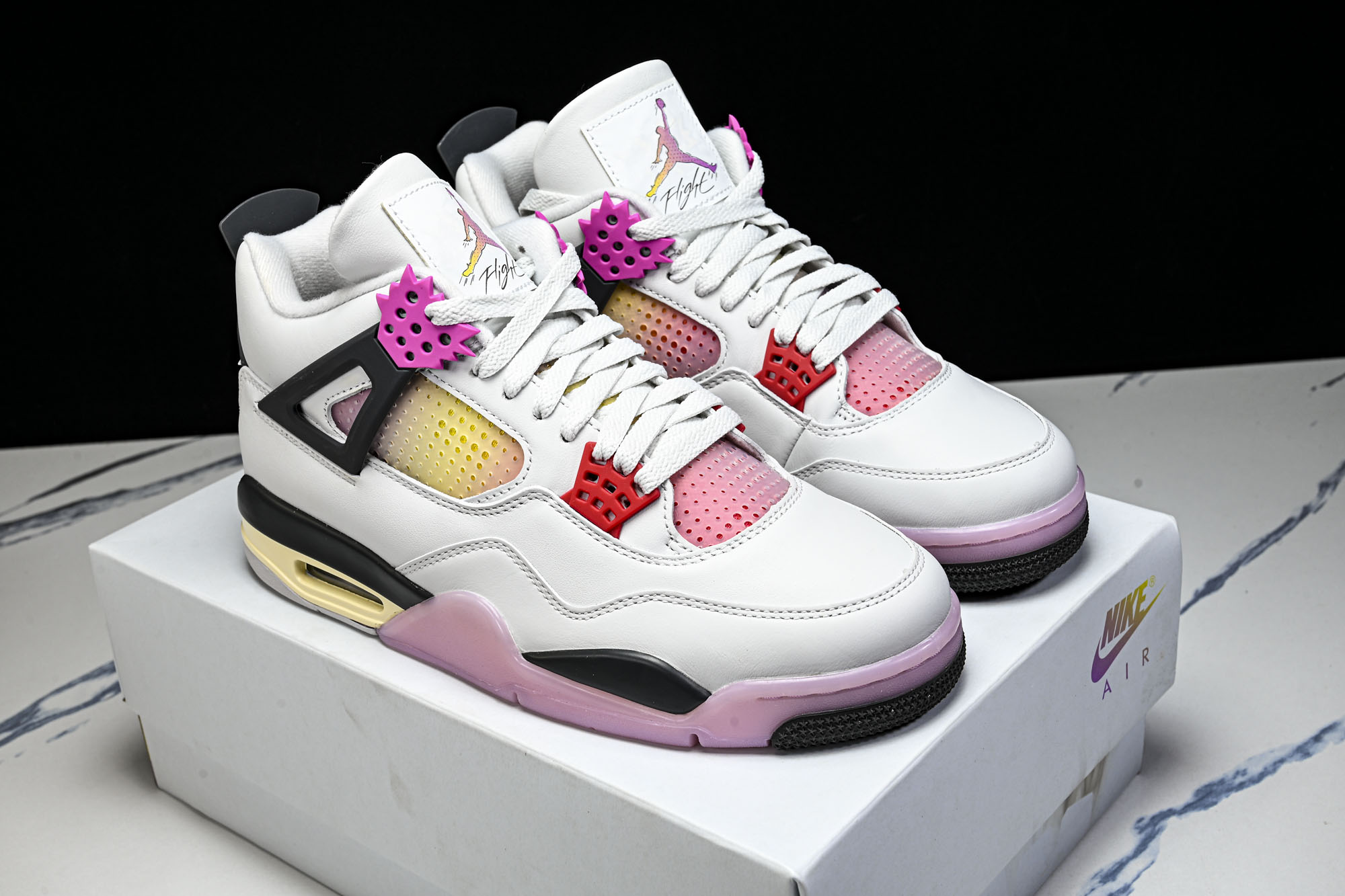 纯原Air Jordan 4 AJ4 漫画白黑粉色 男鞋篮球鞋JA1135 100 #YZ013 40.5 41 42 纯原Air Jordan 4 AJ4 漫画白黑粉色 男鞋篮球鞋JA1135 100 #YZ013 40.5 41 42