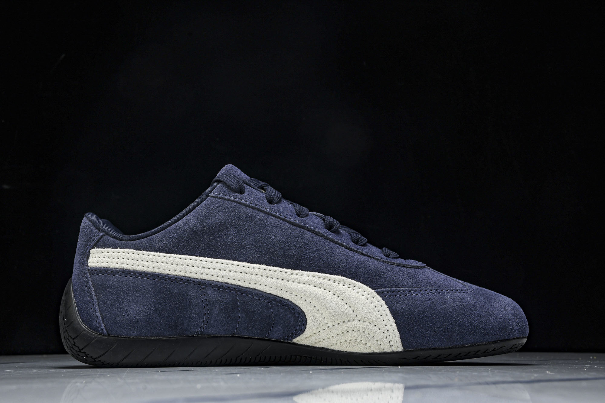 纯原errari x Puma Speedcet 联名彪马低帮复古运动休闲赛车跑鞋 -38 #YZ020 36 37 纯原errari x Puma Speedcet 联名彪马低帮复古运动休闲赛车跑鞋 -38 #YZ020 36 37