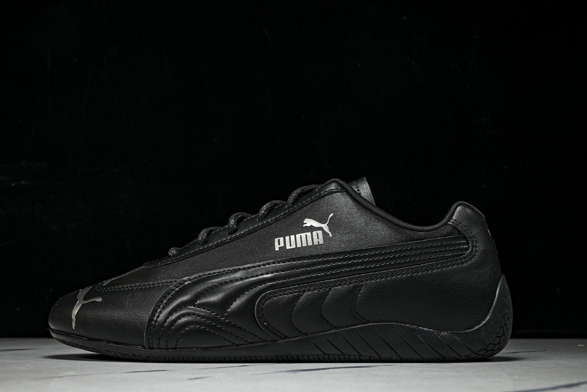 纯原Rose x Puma Speedcat 联名款 极速赛车系列彪马低帮生活休闲鞋 -02 #YZ020 36 37 纯原Rose x Puma Speedcat 联名款 极速赛车系列彪马低帮生活休闲鞋 -02 #YZ020 36 37