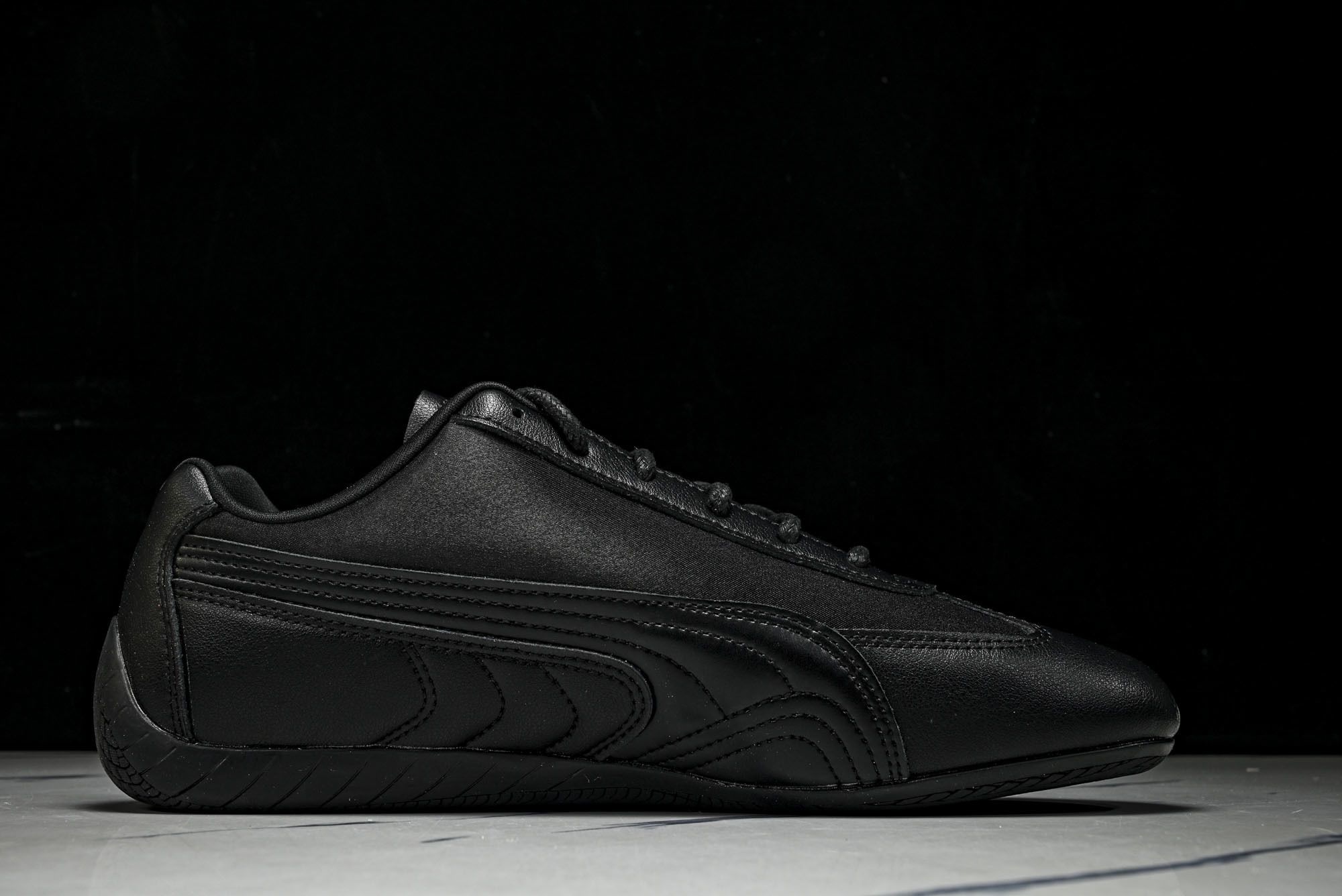 纯原Rose x Puma Speedcat 联名款 极速赛车系列彪马低帮生活休闲鞋 -02 #YZ020 36 37 纯原Rose x Puma Speedcat 联名款 极速赛车系列彪马低帮生活休闲鞋 -02 #YZ020 36 37