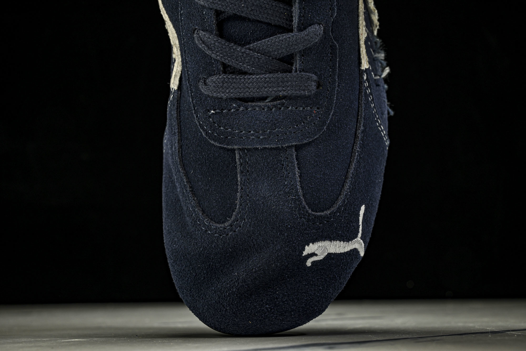 纯原 PUMA_彪马 x Balenciaga巴黎世家 Speedcat 牛皮绒面革 圆头做旧 #YZ026 #注鞋 纯原 PUMA_彪马 x Balenciaga巴黎世家 Speedcat 牛皮绒面革 圆头做旧 #YZ026 #注鞋