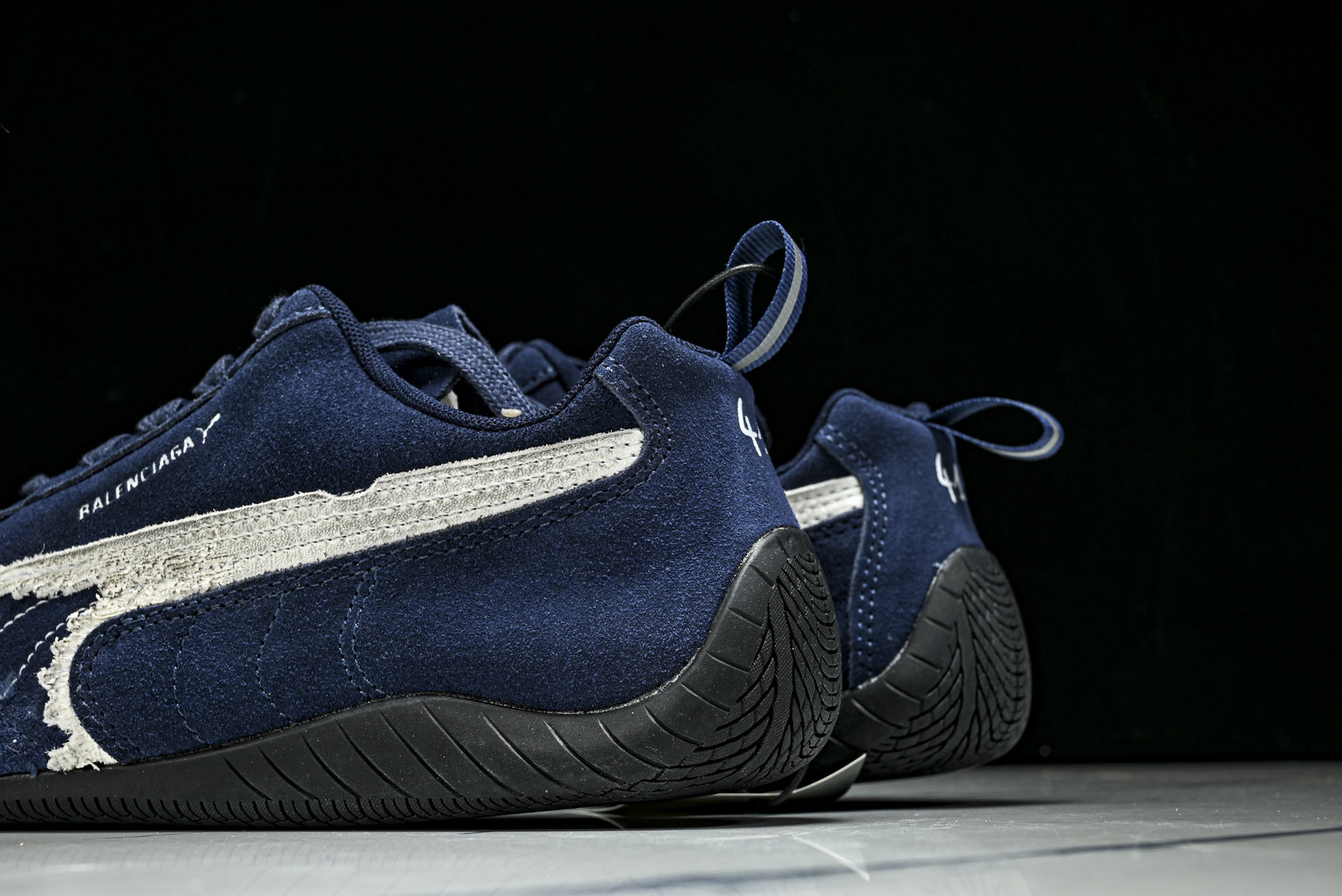 纯原 PUMA_彪马 x Balenciaga巴黎世家 Speedcat 牛皮绒面革 圆头做旧 #YZ026 #注鞋 纯原 PUMA_彪马 x Balenciaga巴黎世家 Speedcat 牛皮绒面革 圆头做旧 #YZ026 #注鞋