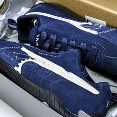 纯原 PUMA_彪马 x Balenciaga巴黎世家 Speedcat 牛皮绒面革 圆头做旧 #YZ026 #注鞋 纯原 PUMA_彪马 x Balenciaga巴黎世家 Speedcat 牛皮绒面革 圆头做旧 #YZ026 #注鞋