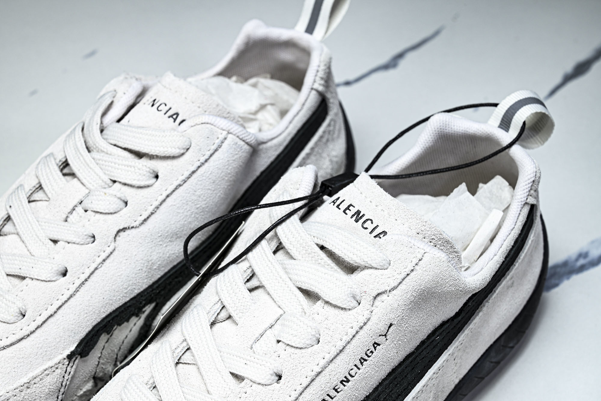 纯原 PUMA_彪马 x Balenciaga巴黎世家 Speedcat 牛皮绒面革 圆头做旧 WSDSD9010  #