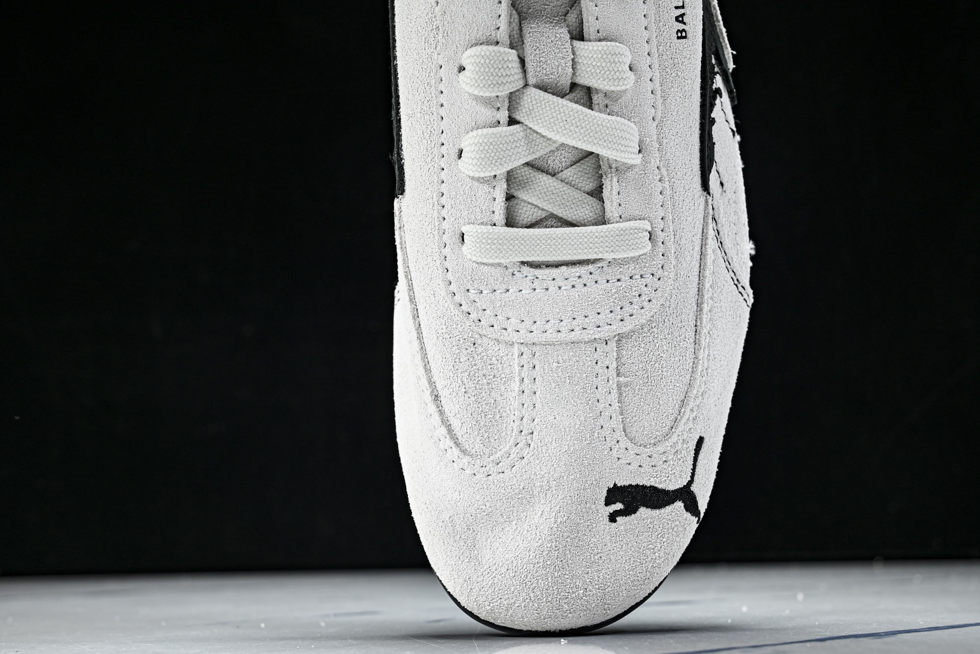 纯原 PUMA_彪马 x Balenciaga巴黎世家 Speedcat 牛皮绒面革 圆头做旧 WSDSD-9010 纯原 PUMA_彪马 x Balenciaga巴黎世家 Speedcat 牛皮绒面革 圆头做旧 WSDSD-9010