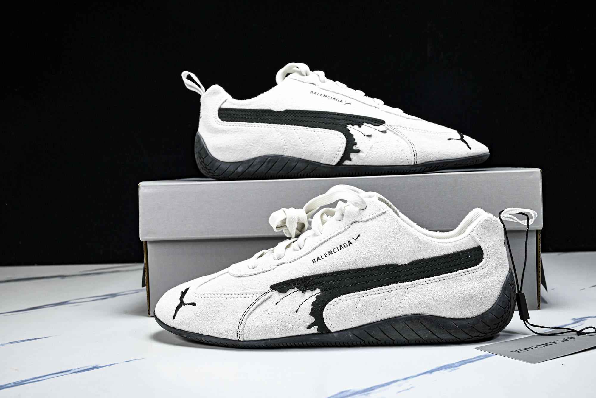 纯原 PUMA_彪马 x Balenciaga巴黎世家 Speedcat 牛皮绒面革 圆头做旧 WSDSD-9010 纯原 PUMA_彪马 x Balenciaga巴黎世家 Speedcat 牛皮绒面革 圆头做旧 WSDSD-9010