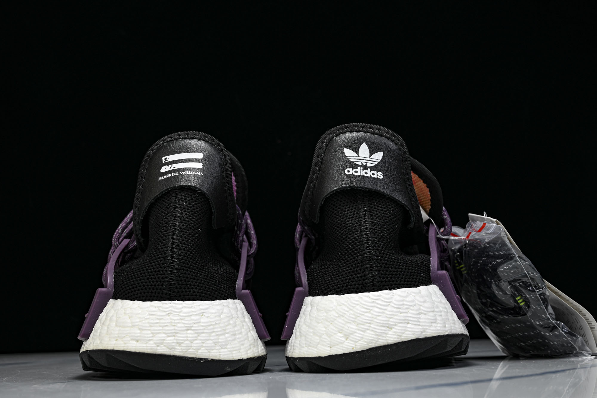 Adidas_阿迪达斯男女同款运动防滑轻便低帮休闲鞋AC7033 #YZ013 40 40.5 41 42 42.5 4 Adidas_阿迪达斯男女同款运动防滑轻便低帮休闲鞋AC7033 #YZ013 40 40.5 41 42 42.5 4