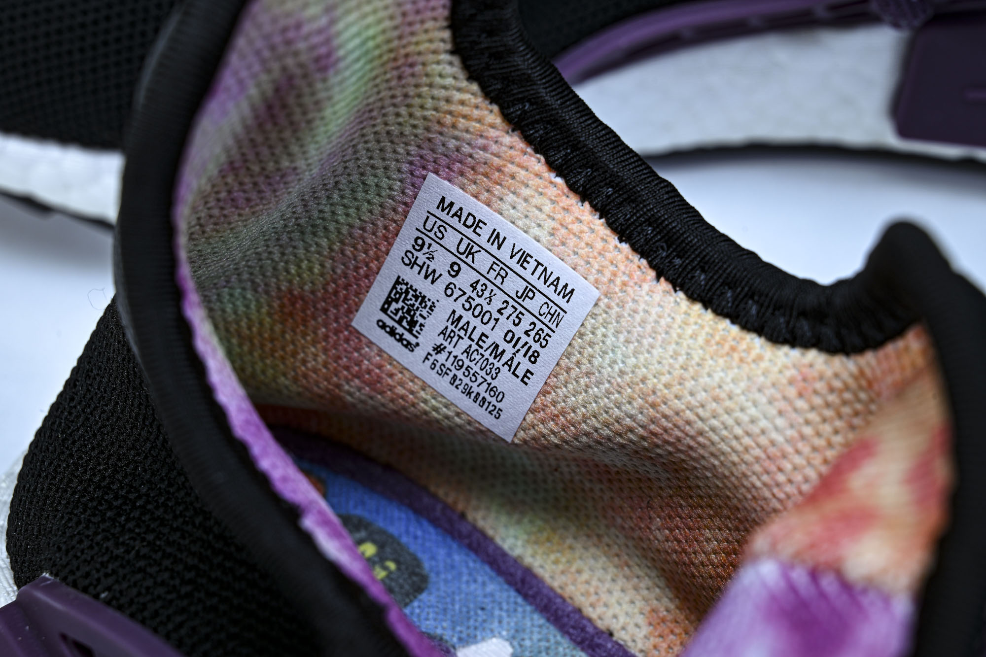 Adidas_阿迪达斯男女同款运动防滑轻便低帮休闲鞋AC7033 #YZ013 40 40.5 41 42 42.5 4 Adidas_阿迪达斯男女同款运动防滑轻便低帮休闲鞋AC7033 #YZ013 40 40.5 41 42 42.5 4