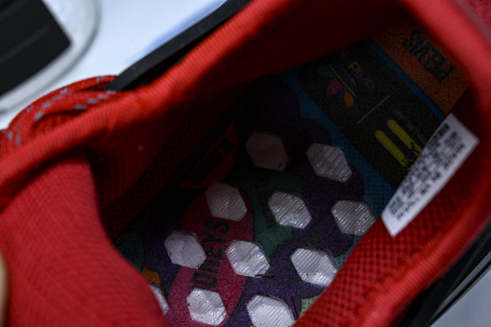 Adidas_阿迪达斯男女同款运动防滑轻便低帮休闲鞋BB0616 #YZ013 40 40.5 41 42 42.5 4