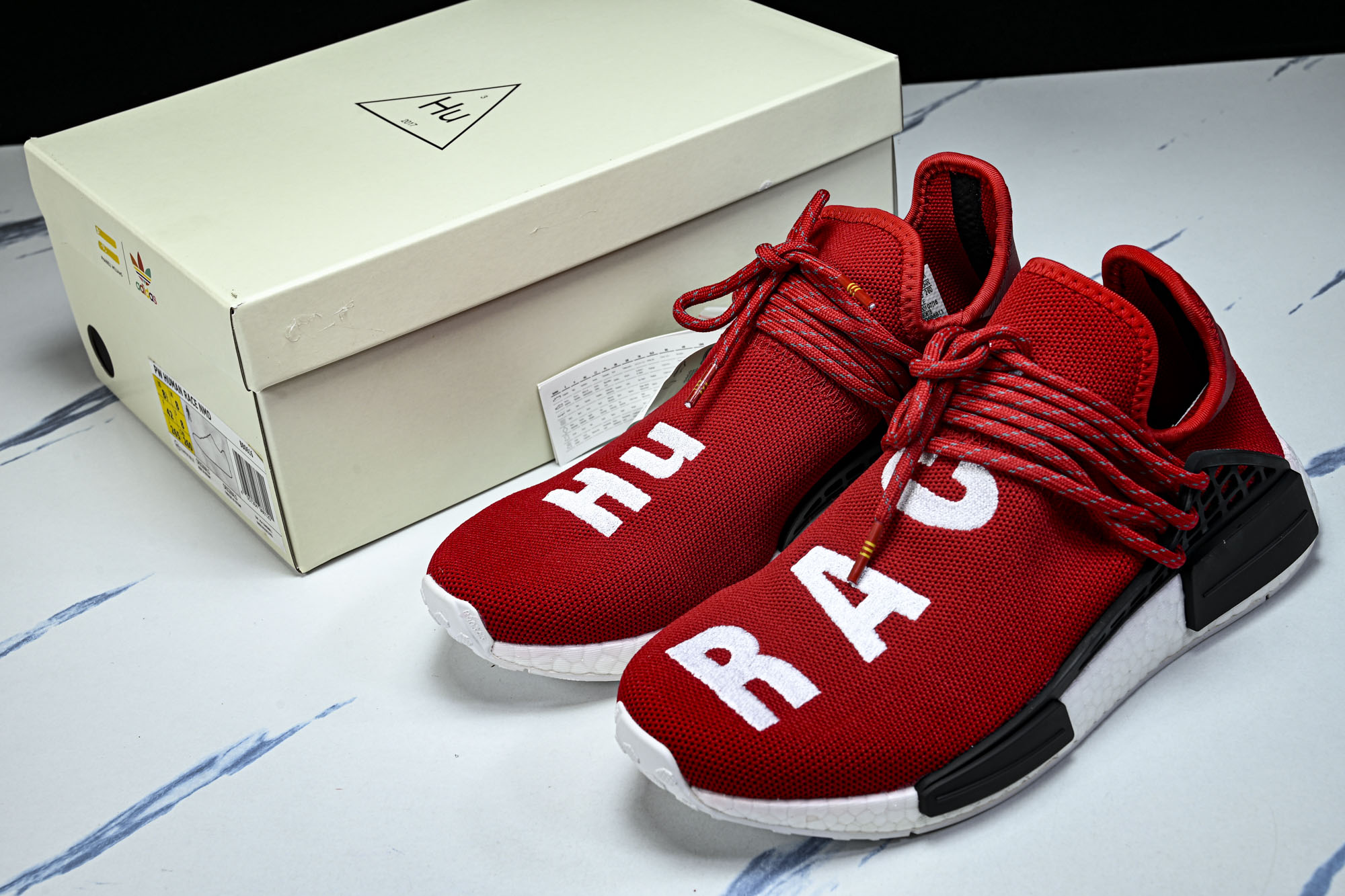Adidas_阿迪达斯男女同款运动防滑轻便低帮休闲鞋BB0616 #YZ013 40 40.5 41 42 42.5 4