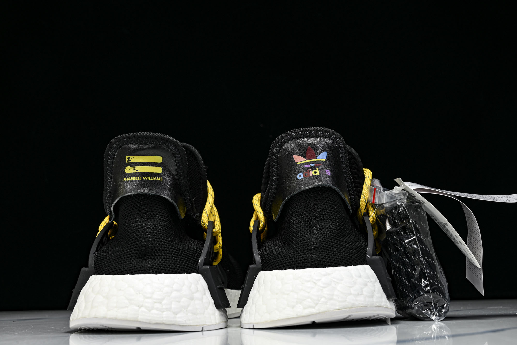 Adidas_阿迪达斯男女同款运动防滑轻便低帮休闲鞋BB3068 #YZ013 40 40.5 41 42 42.5 4