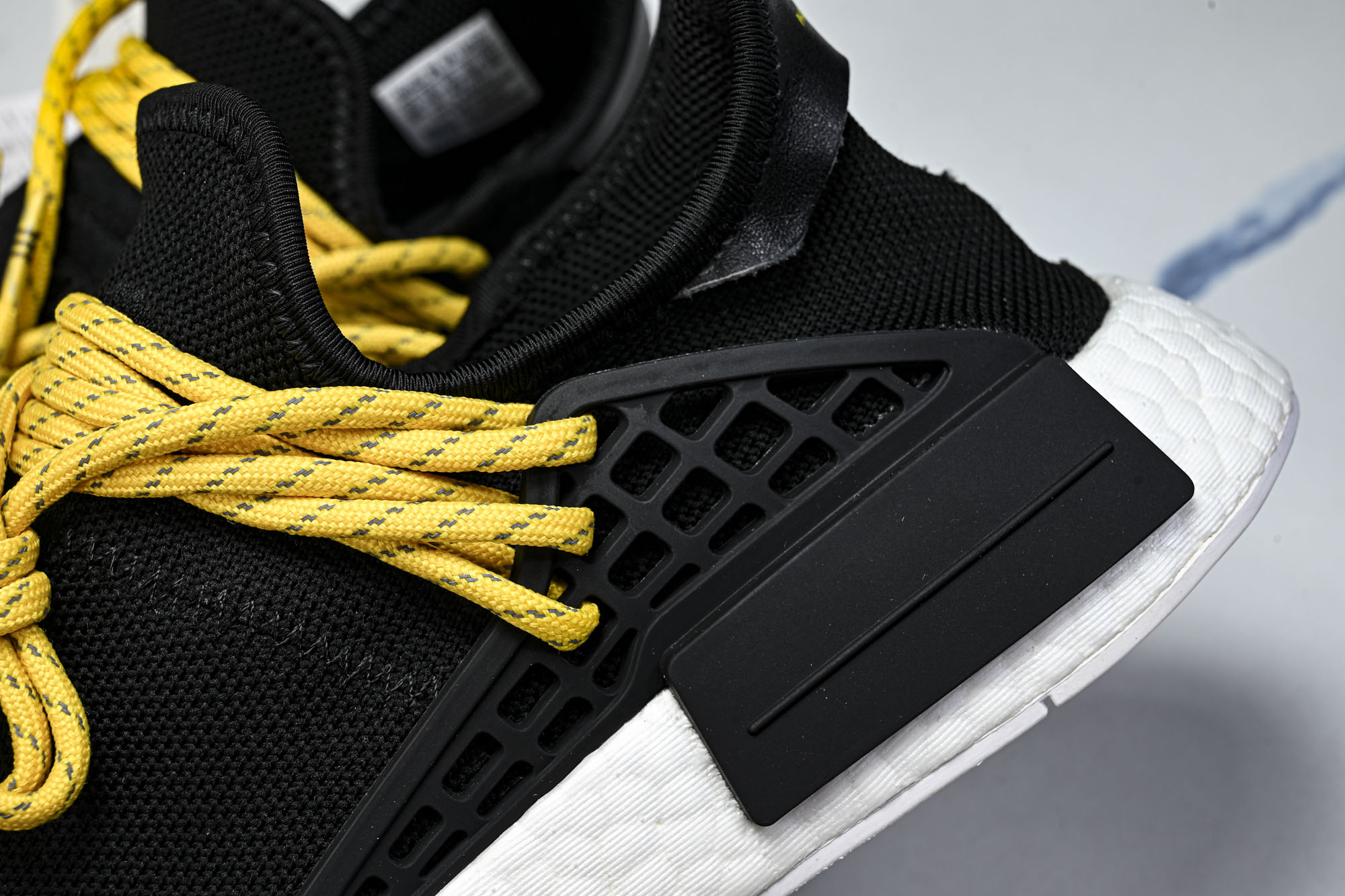 Adidas_阿迪达斯男女同款运动防滑轻便低帮休闲鞋BB3068 #YZ013 40 40.5 41 42 42.5 4