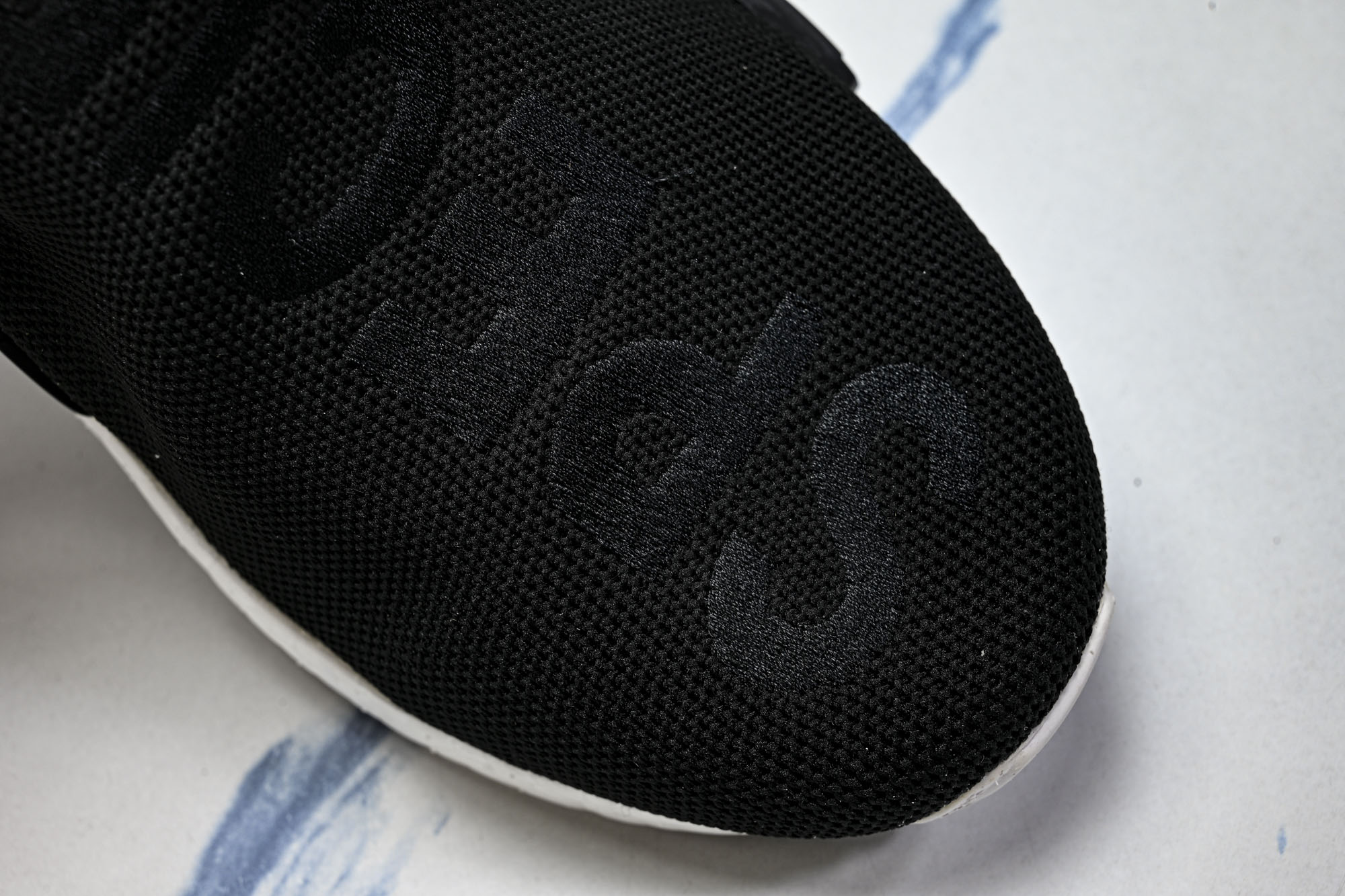Adidas_阿迪达斯男女同款运动防滑轻便低帮休闲鞋BB3068 #YZ013 40 40.5 41 42 42.5 4