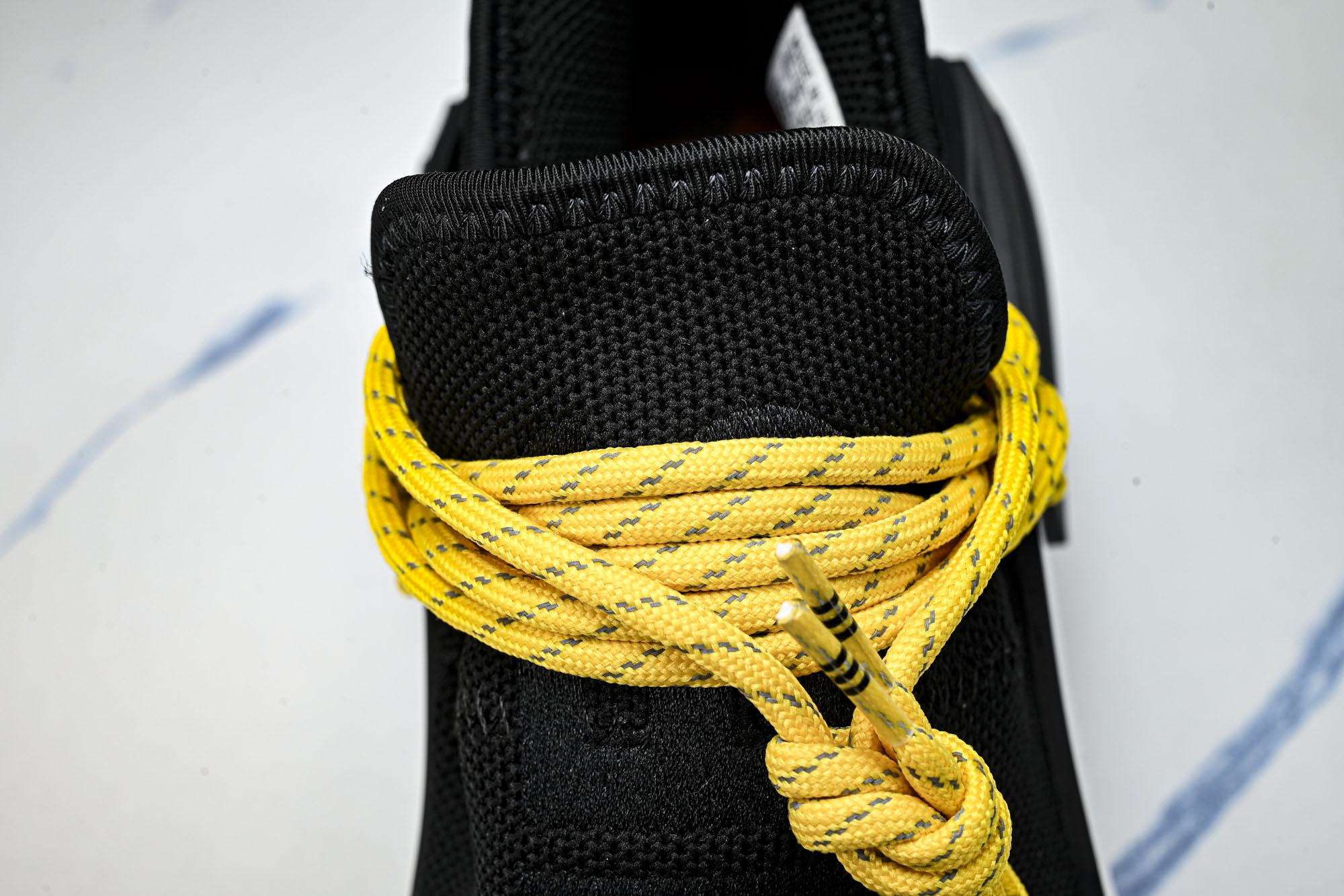 Adidas_阿迪达斯男女同款运动防滑轻便低帮休闲鞋BB3068 #YZ013 40 40.5 41 42 42.5 4