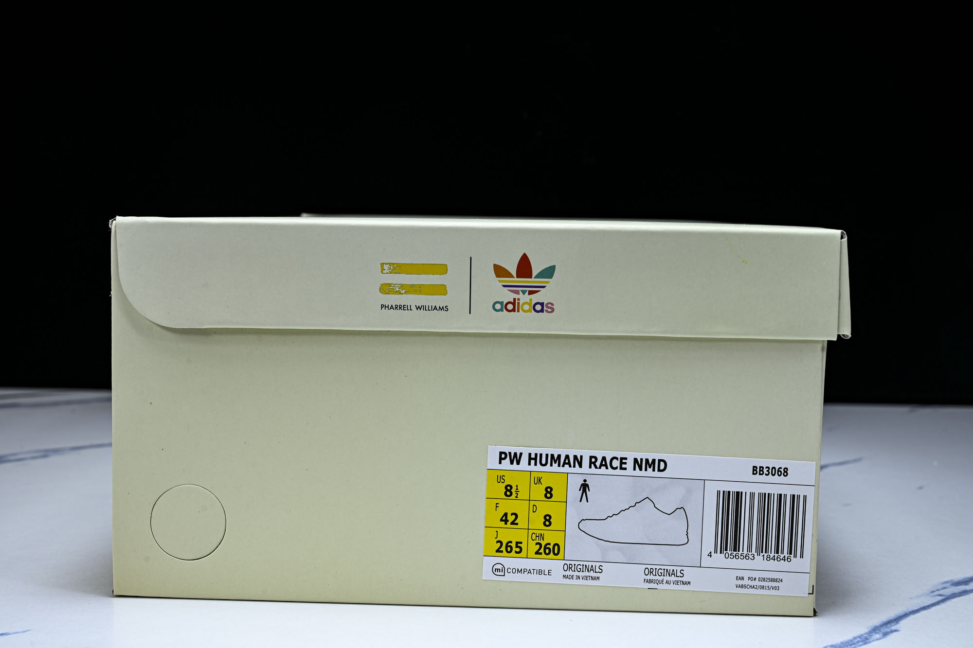 Adidas_阿迪达斯男女同款运动防滑轻便低帮休闲鞋BB3068 #YZ013 40 40.5 41 42 42.5 4