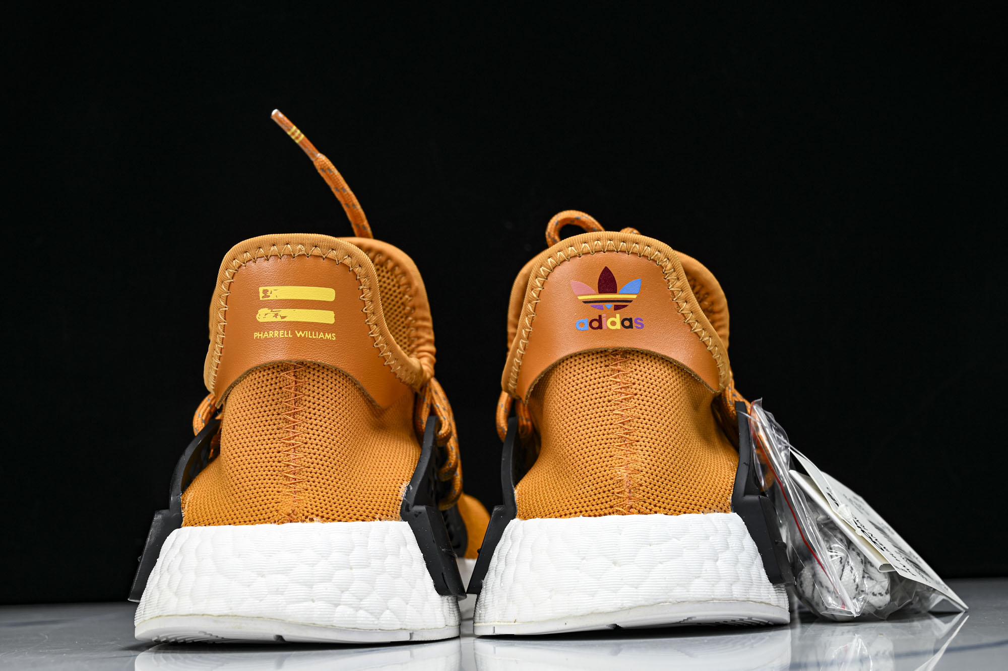 Adidas_阿迪达斯男女同款运动防滑轻便低帮休闲鞋BB3070 #YZ013 40 40.5 41 42 42.5 4